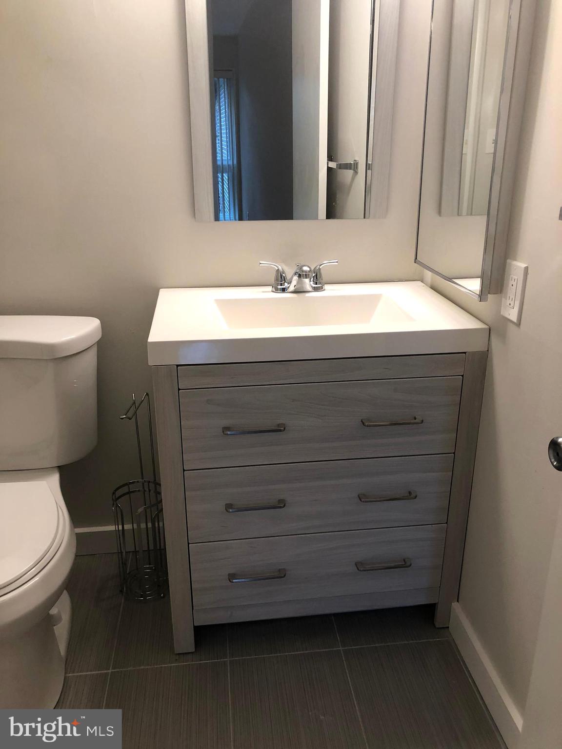 STEVENSON VILLAGE CONDO - Residential Lease