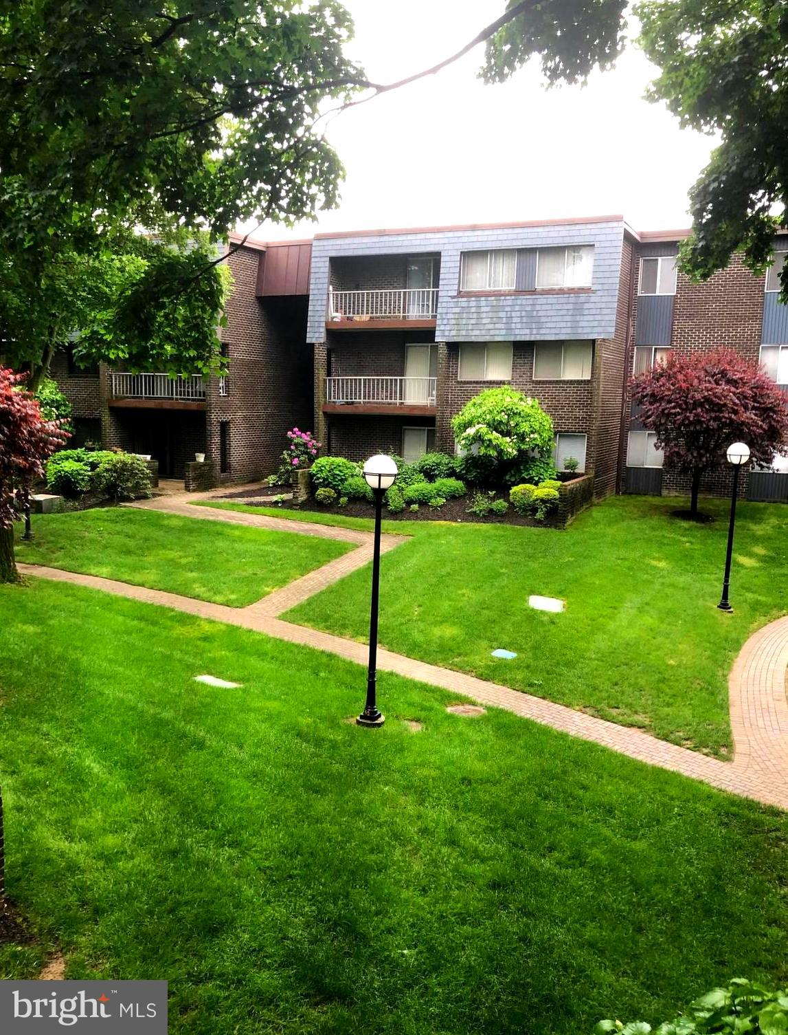 STEVENSON VILLAGE CONDO - Residential Lease