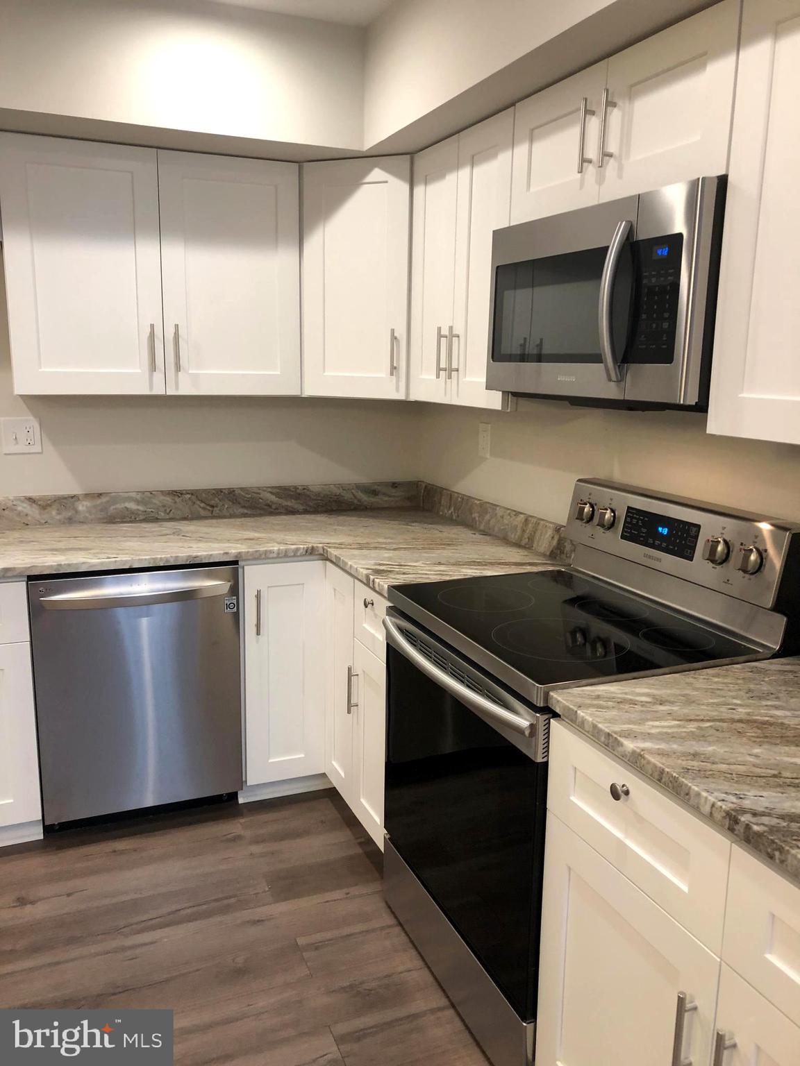 STEVENSON VILLAGE CONDO - Residential Lease