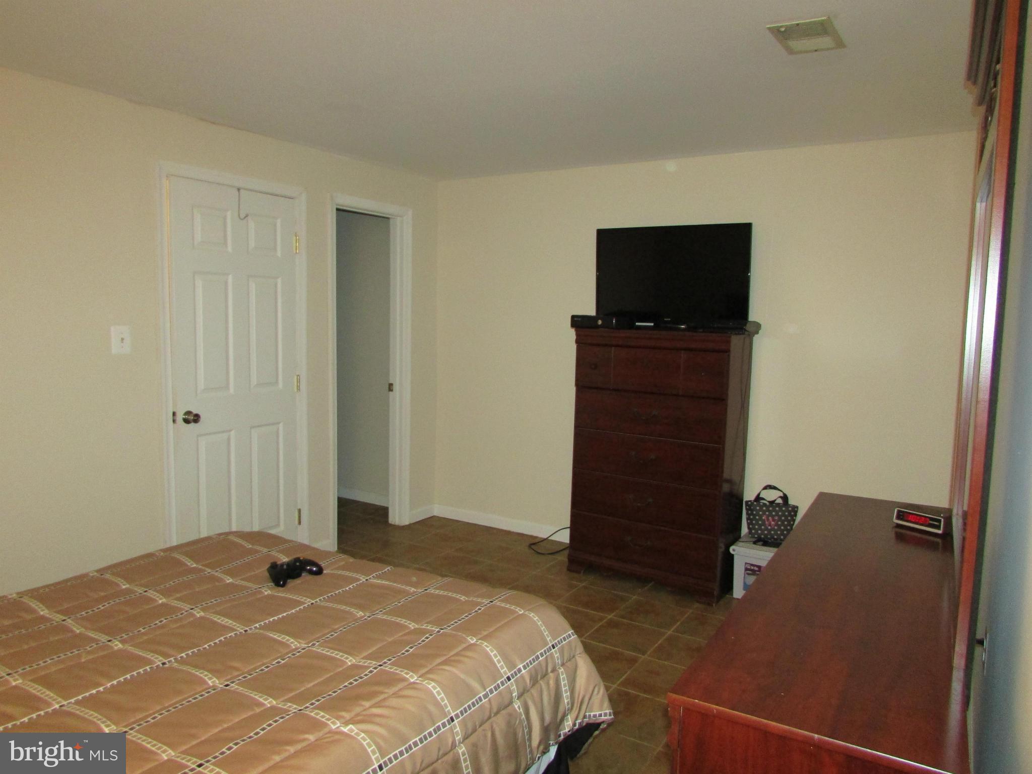 MONTCLAIR - Residential