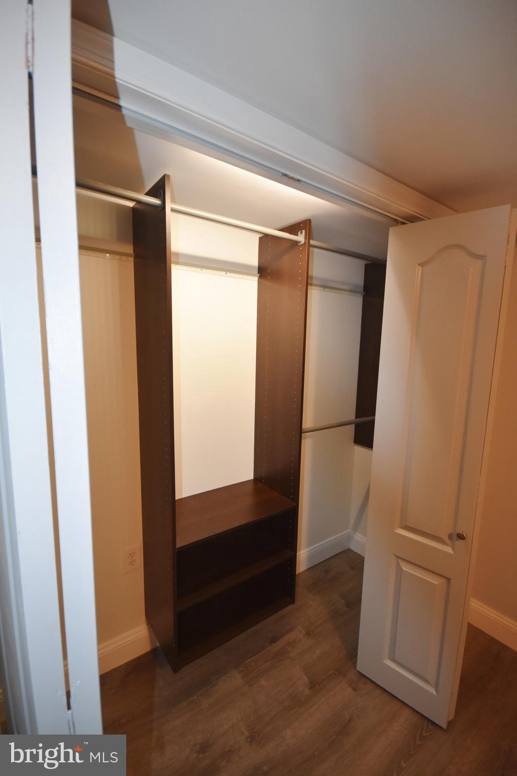 VALLEY VIEW - Residential