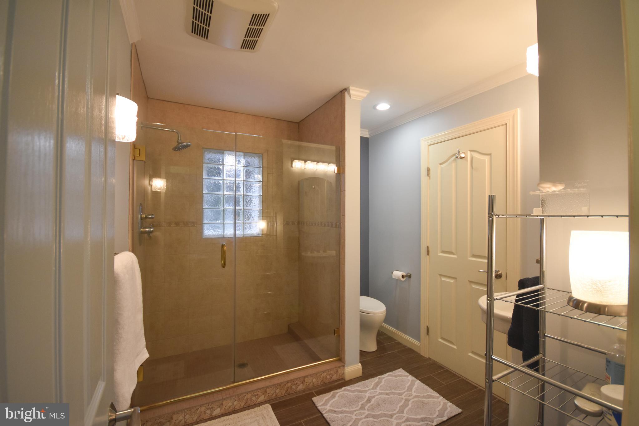 VALLEY VIEW - Residential