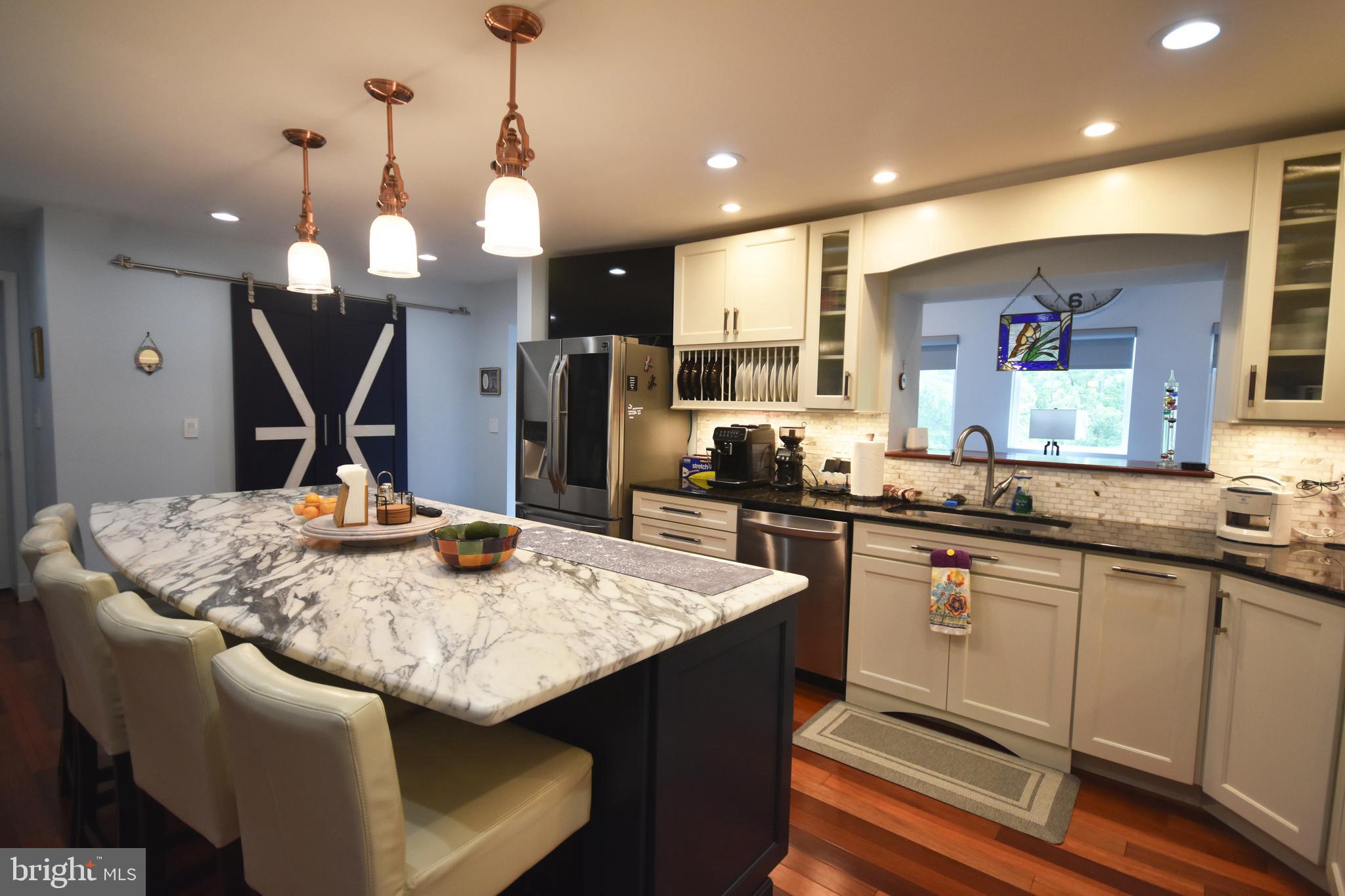 VALLEY VIEW - Residential