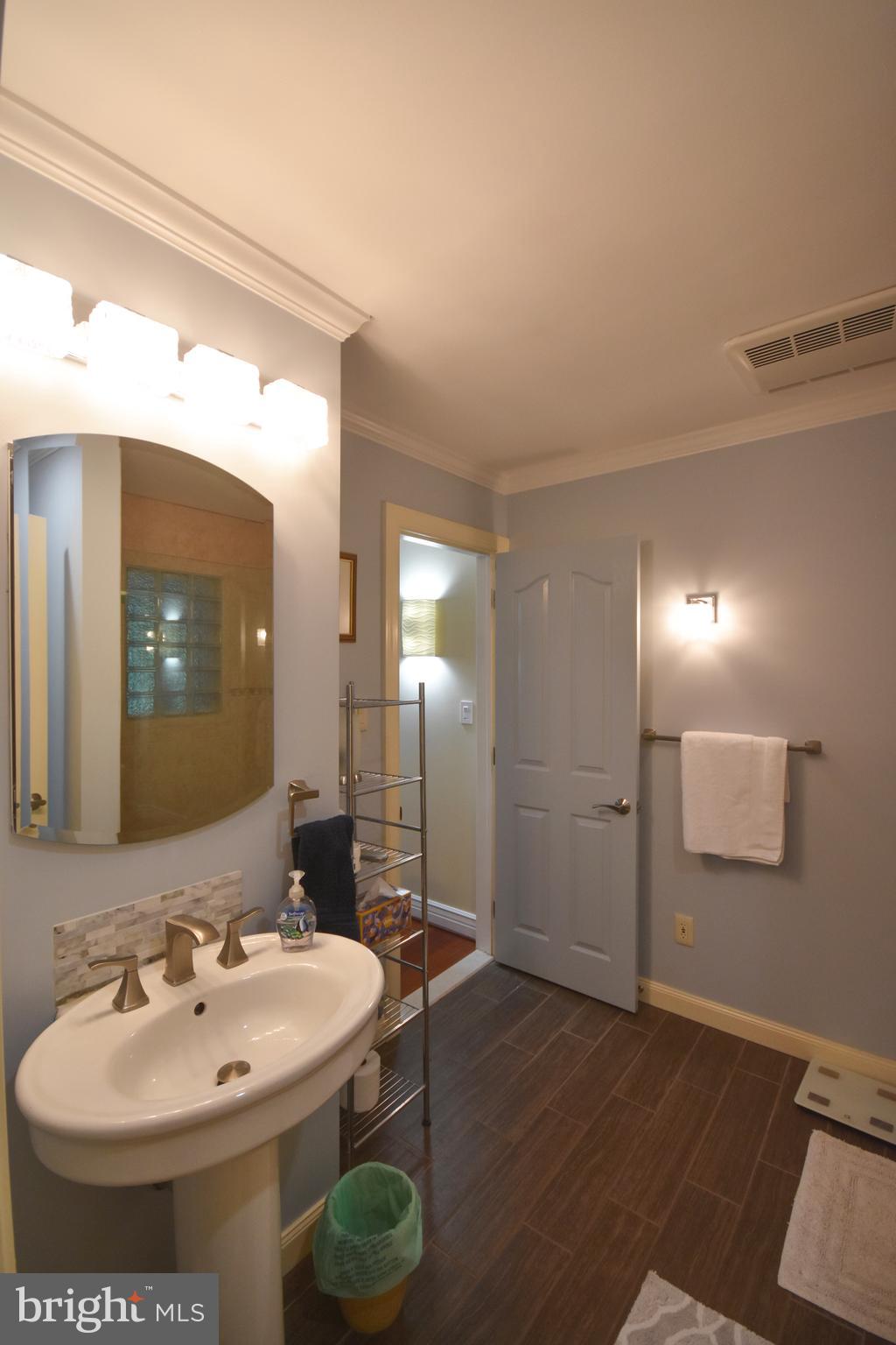 VALLEY VIEW - Residential