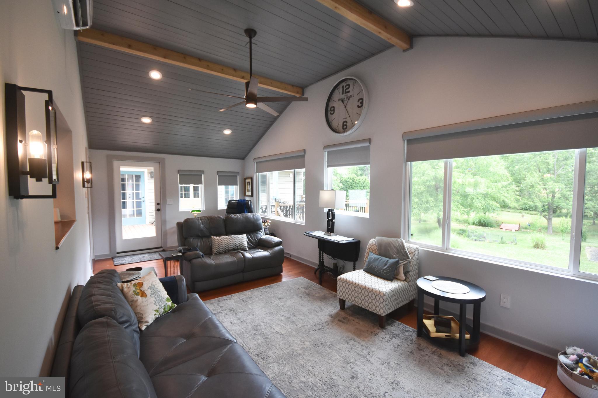 VALLEY VIEW - Residential