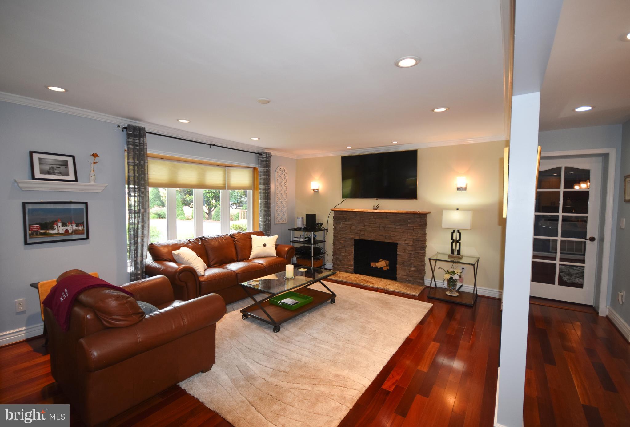 VALLEY VIEW - Residential