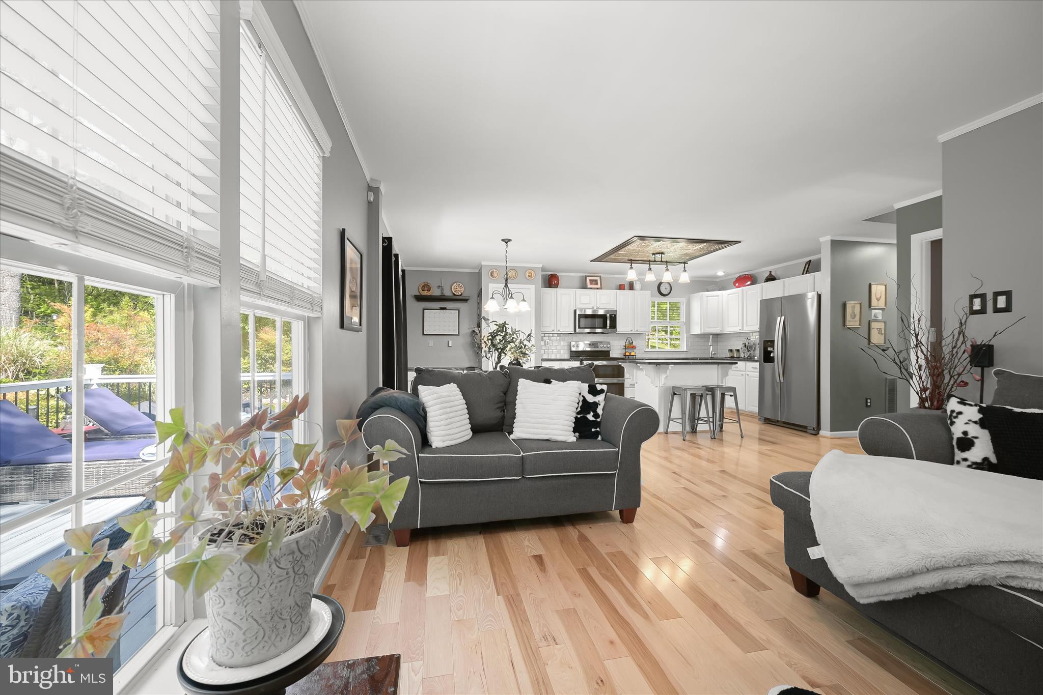 VILLAGE OF RIVER HILL - Residential