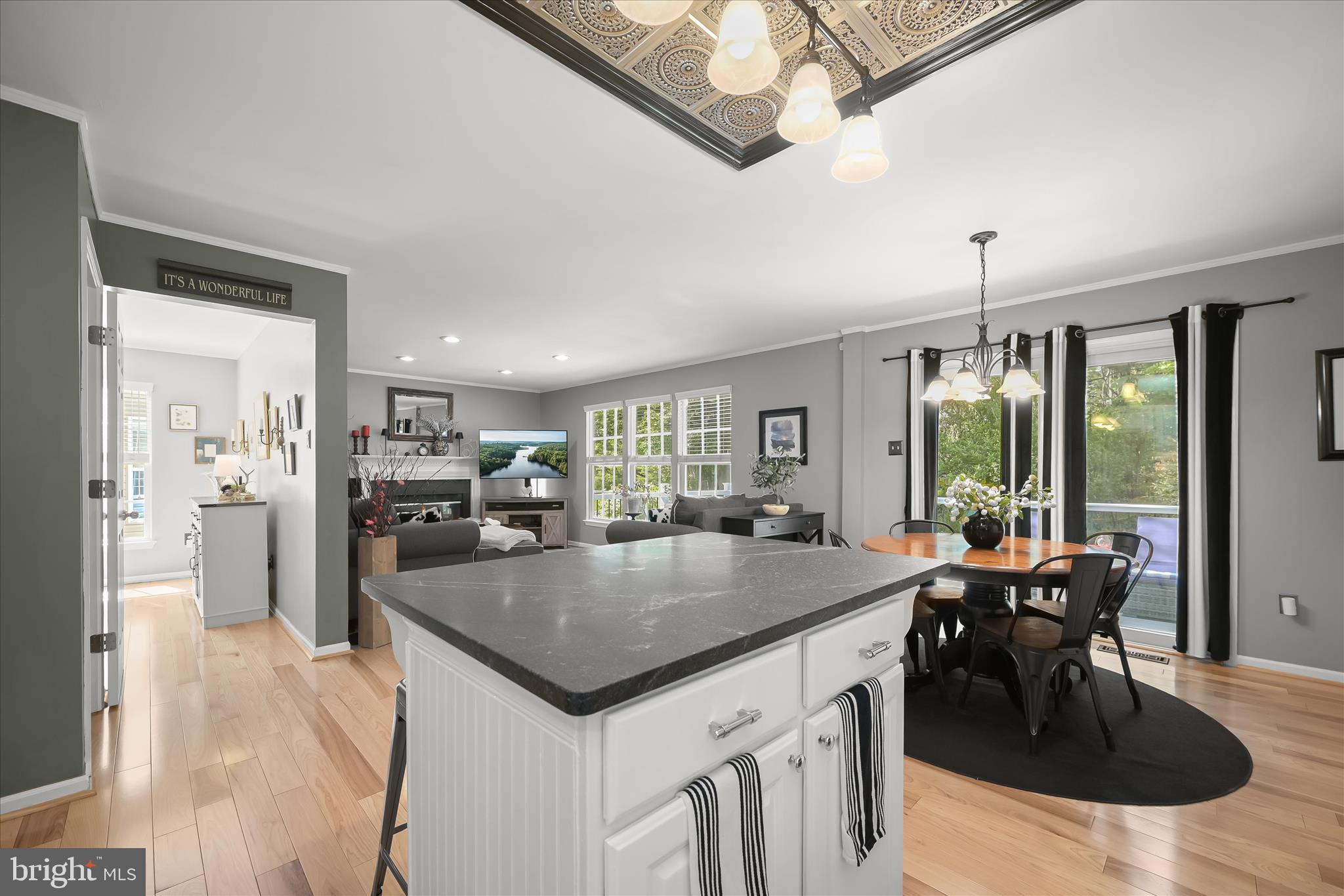VILLAGE OF RIVER HILL - Residential