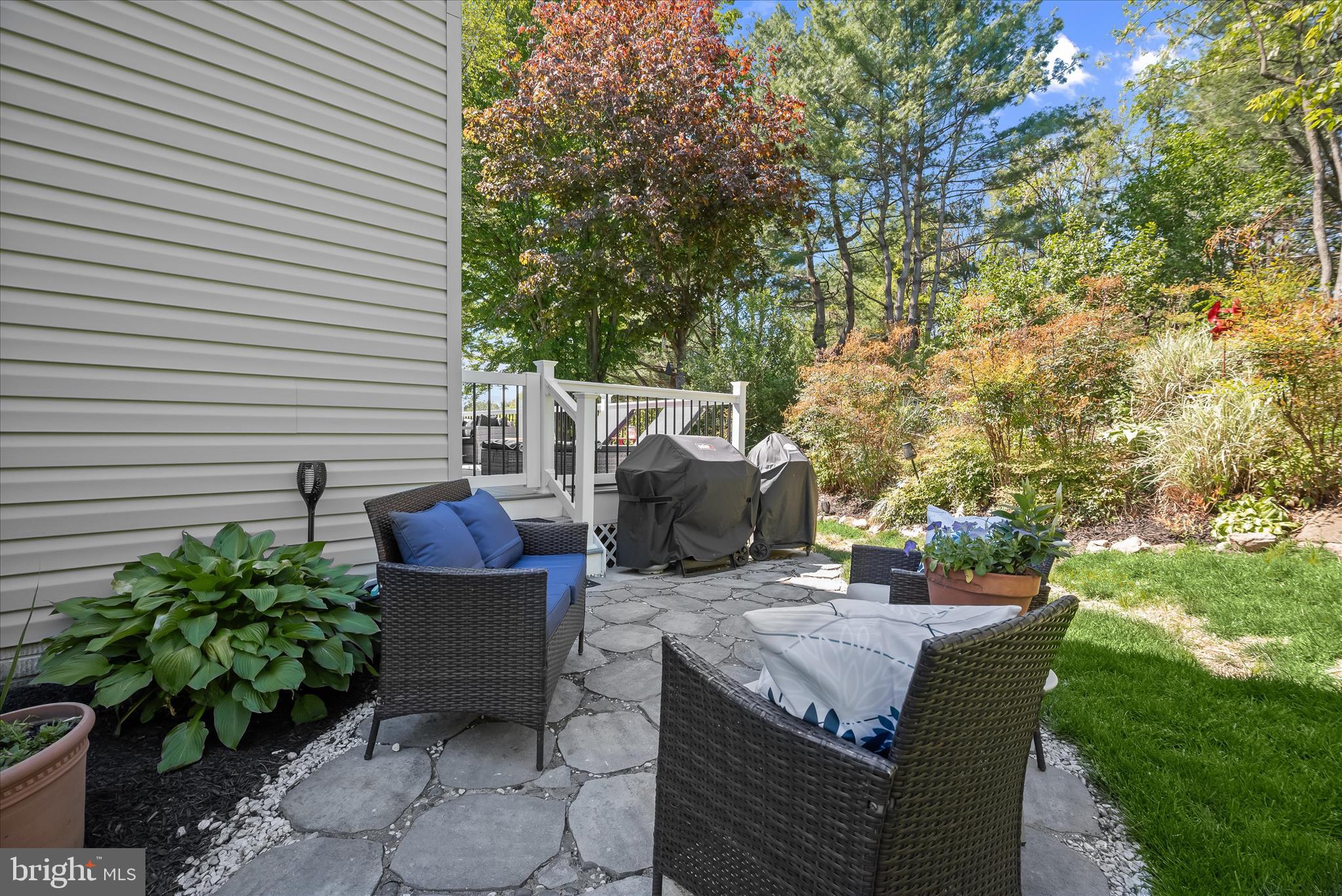 VILLAGE OF RIVER HILL - Residential