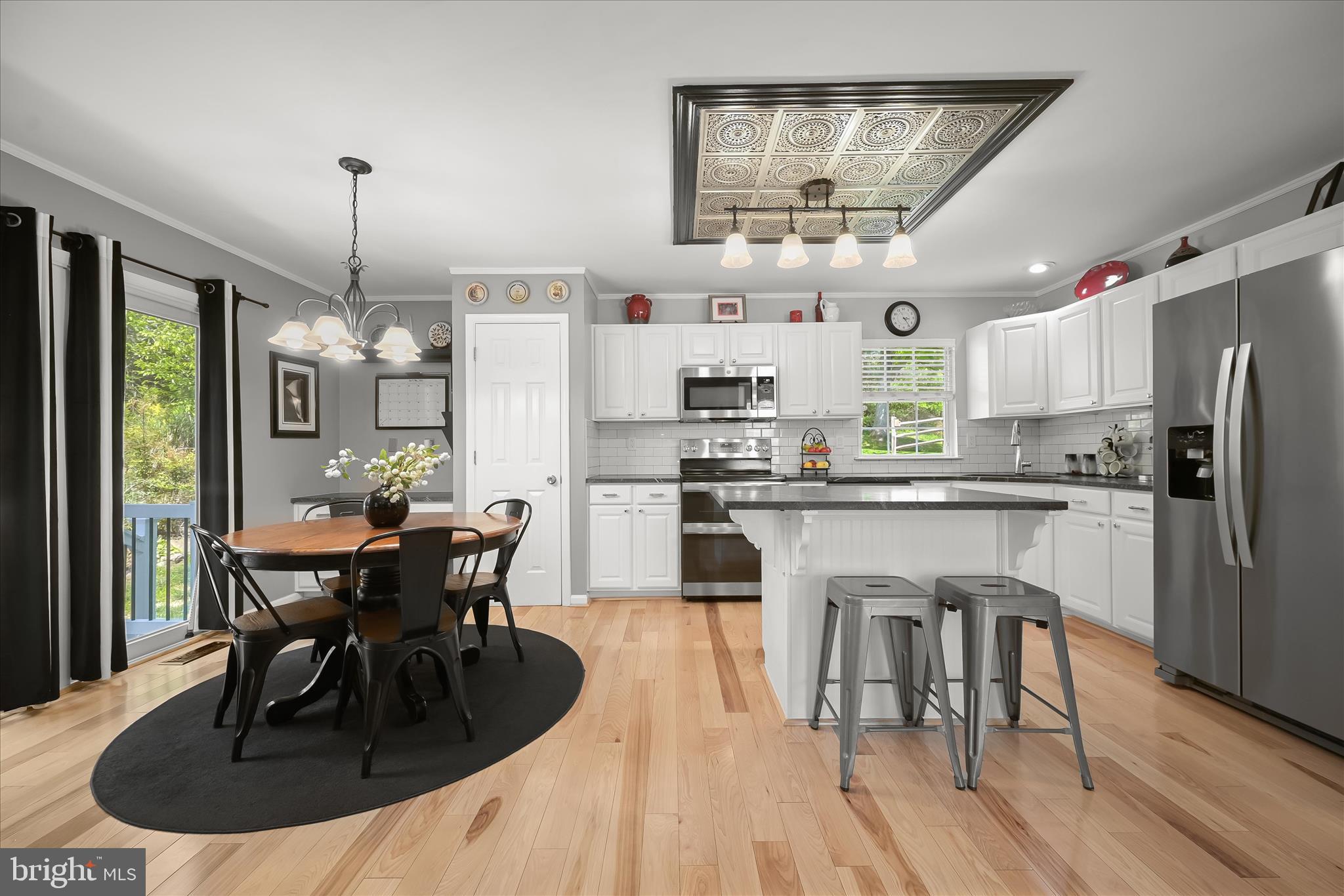 VILLAGE OF RIVER HILL - Residential