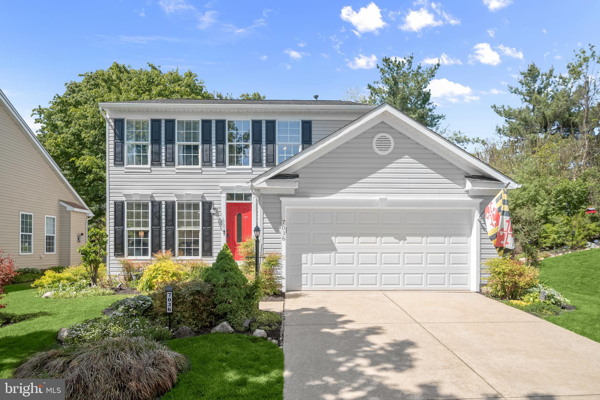 VILLAGE OF RIVER HILL - Residential