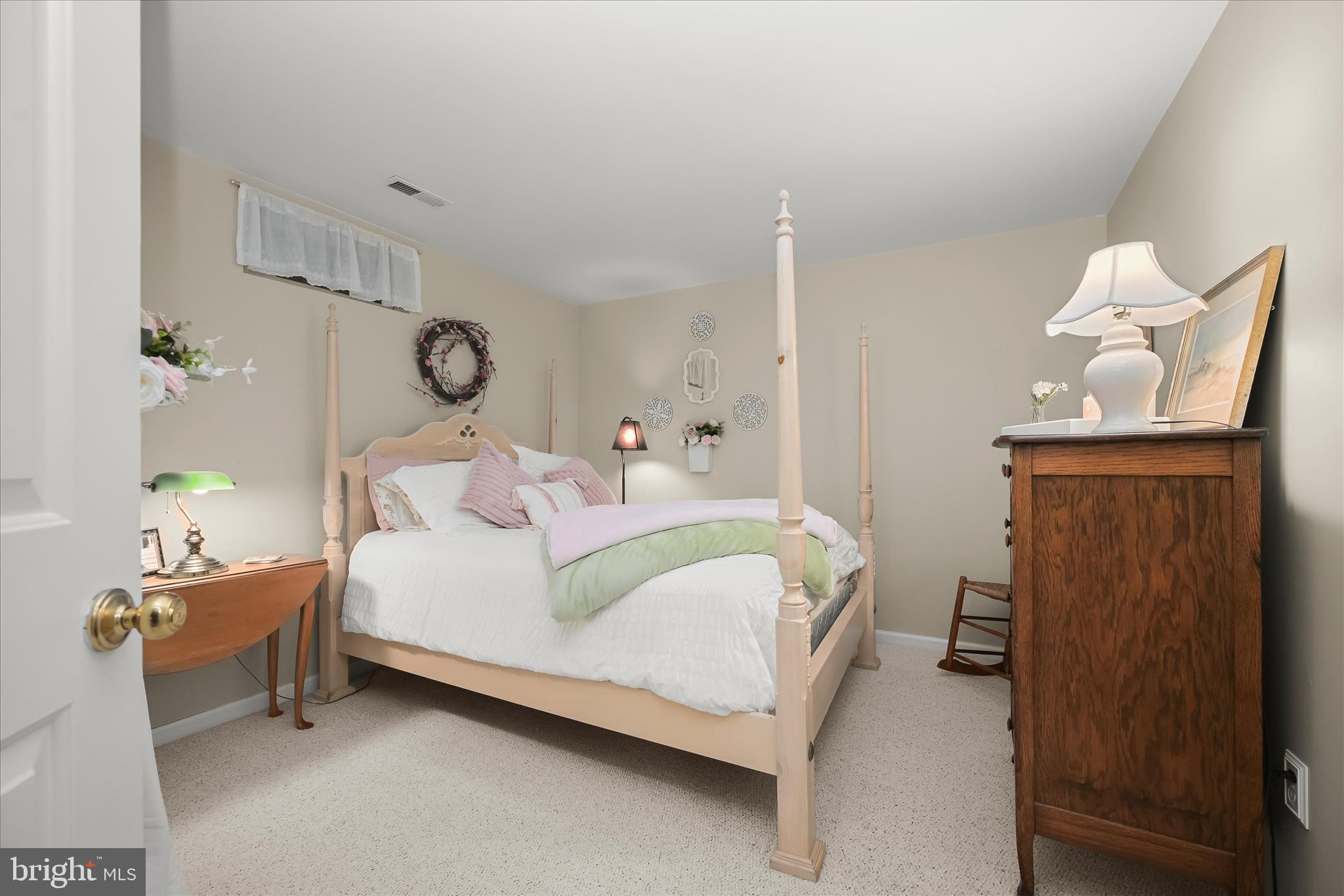 VILLAGE OF RIVER HILL - Residential