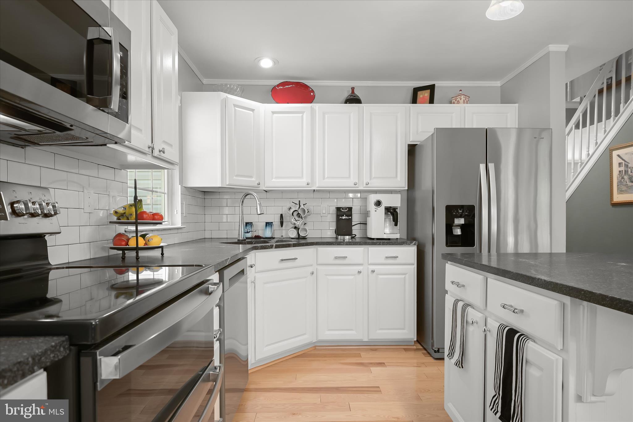 VILLAGE OF RIVER HILL - Residential