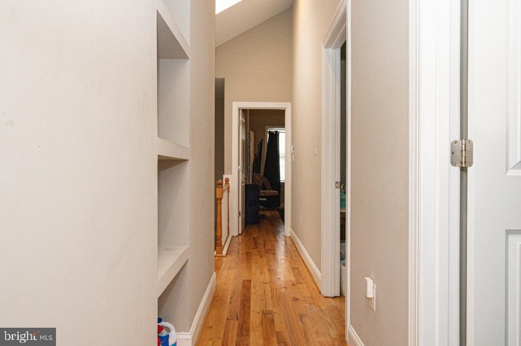 DEANWOOD - Residential Lease