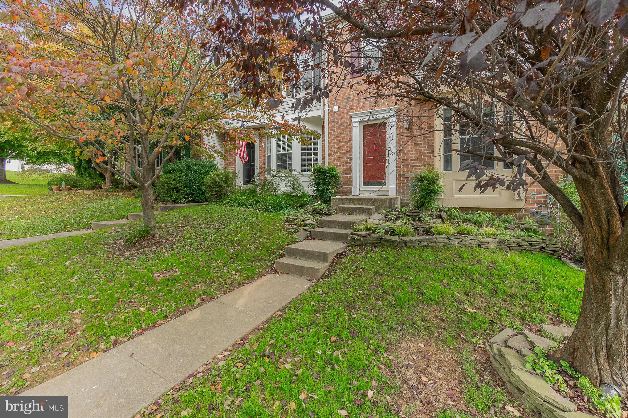 COUNTRY WALK - Residential