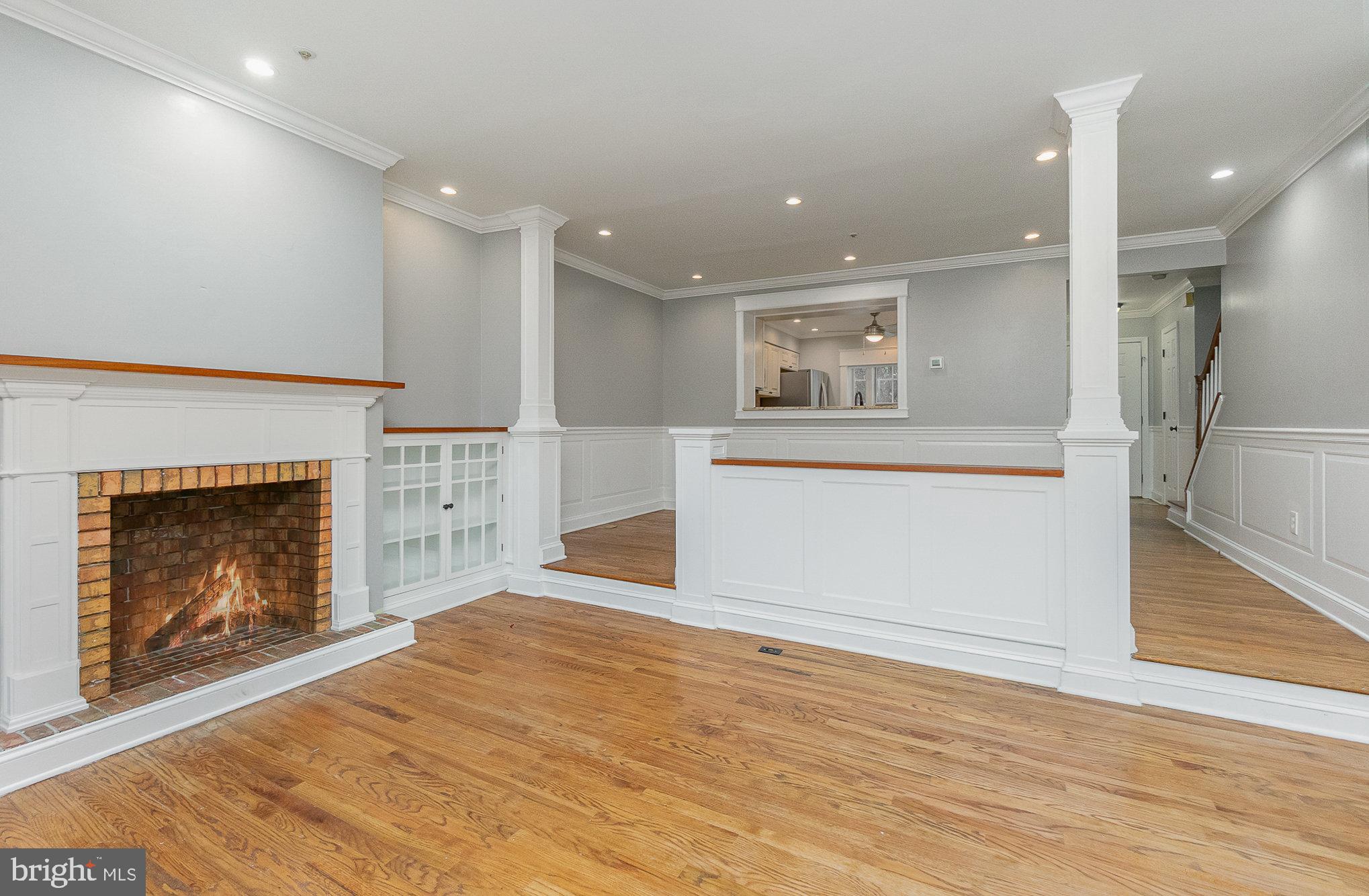 COUNTRY WALK - Residential