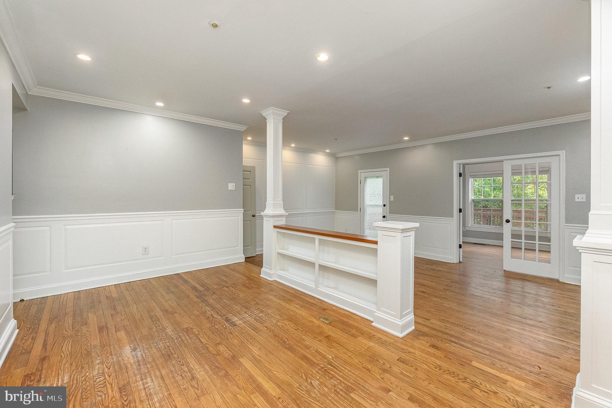 COUNTRY WALK - Residential