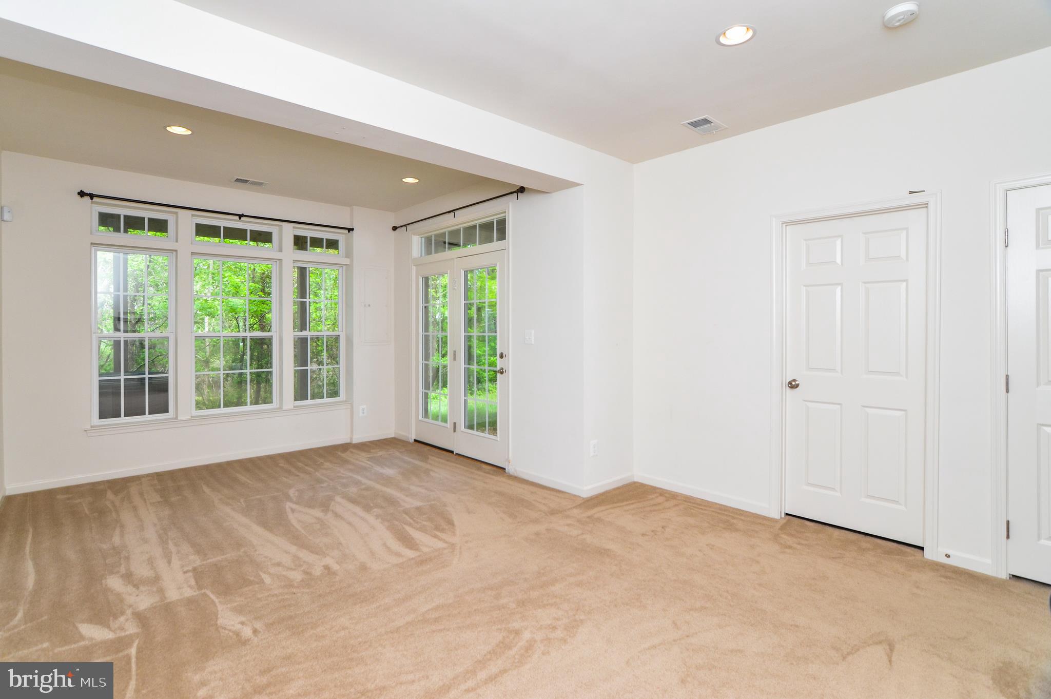 MONROE POINT - Residential