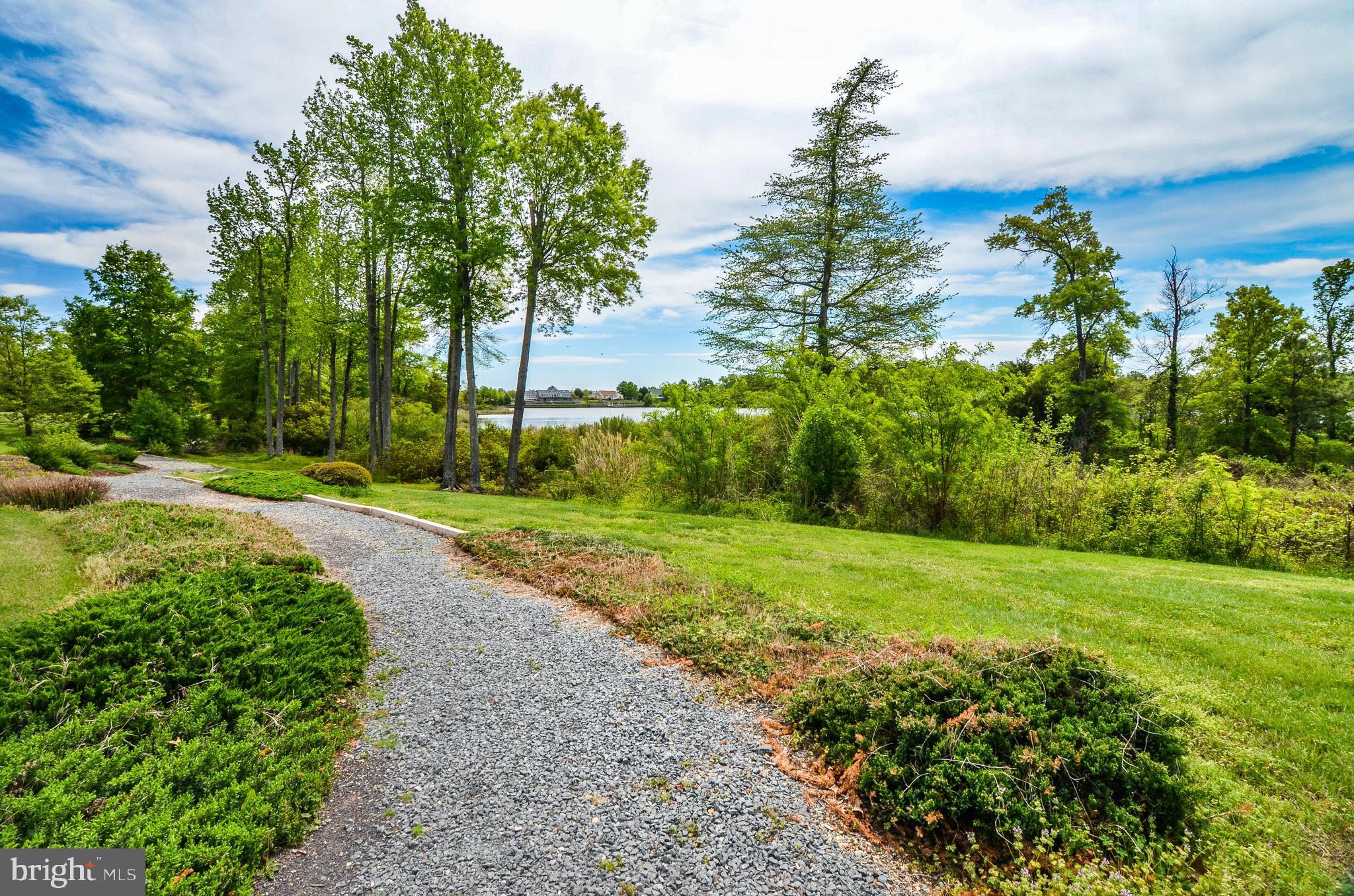 MONROE POINT - Residential