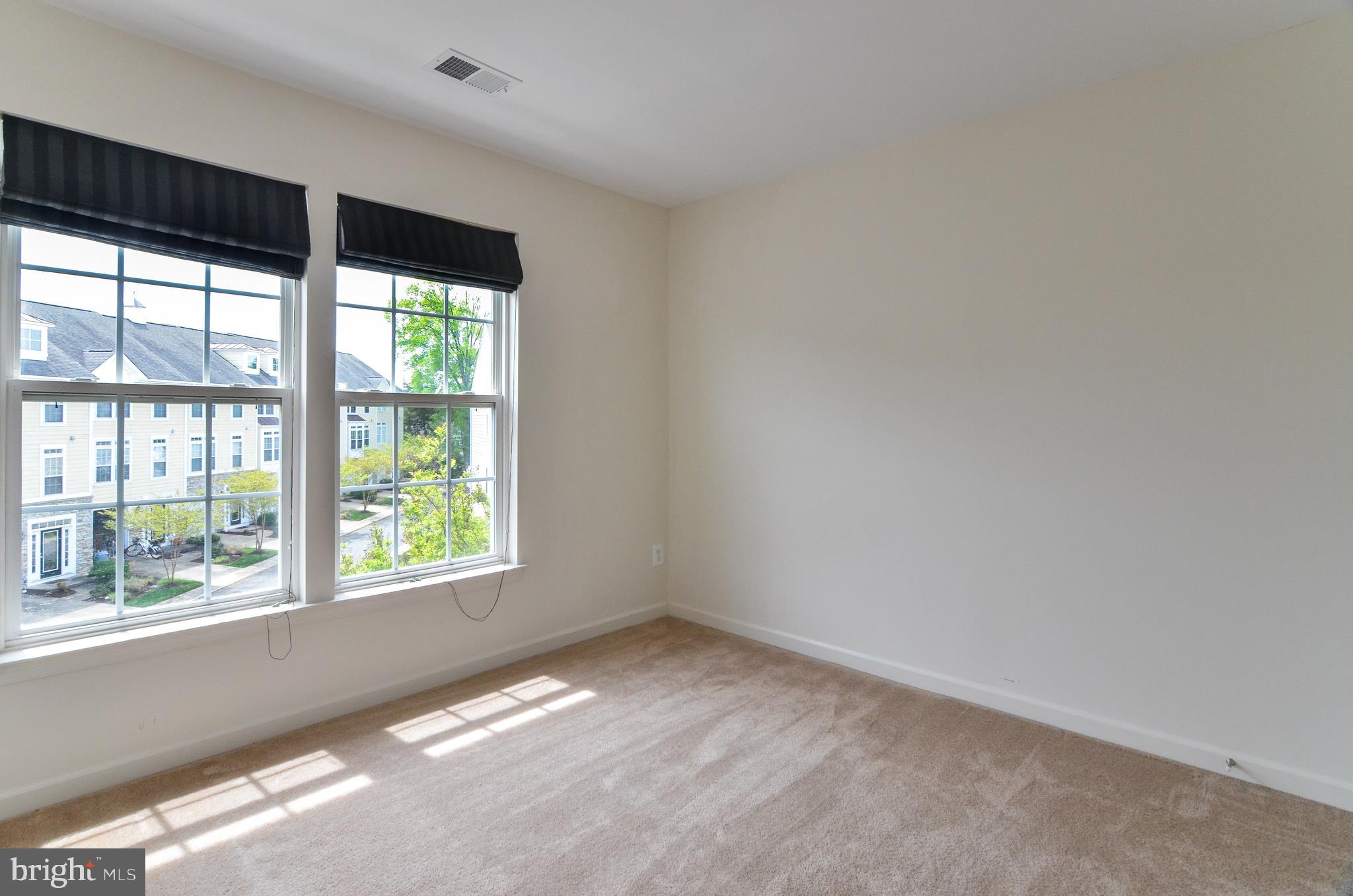 MONROE POINT - Residential