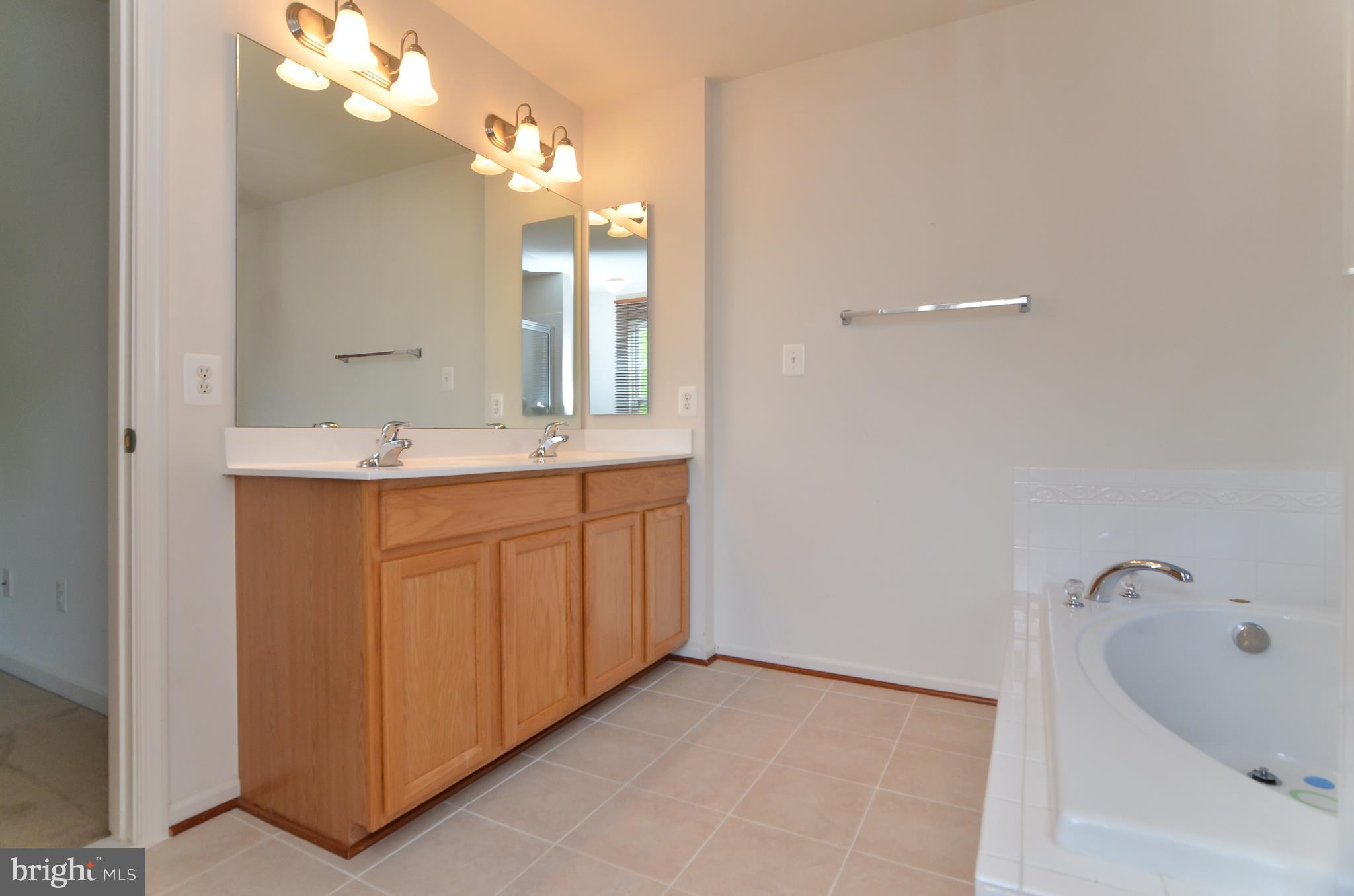 MONROE POINT - Residential