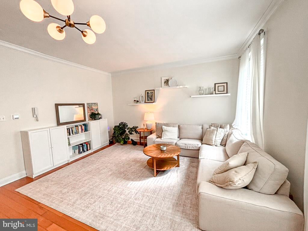 1931 SPRUCE STREET 3A