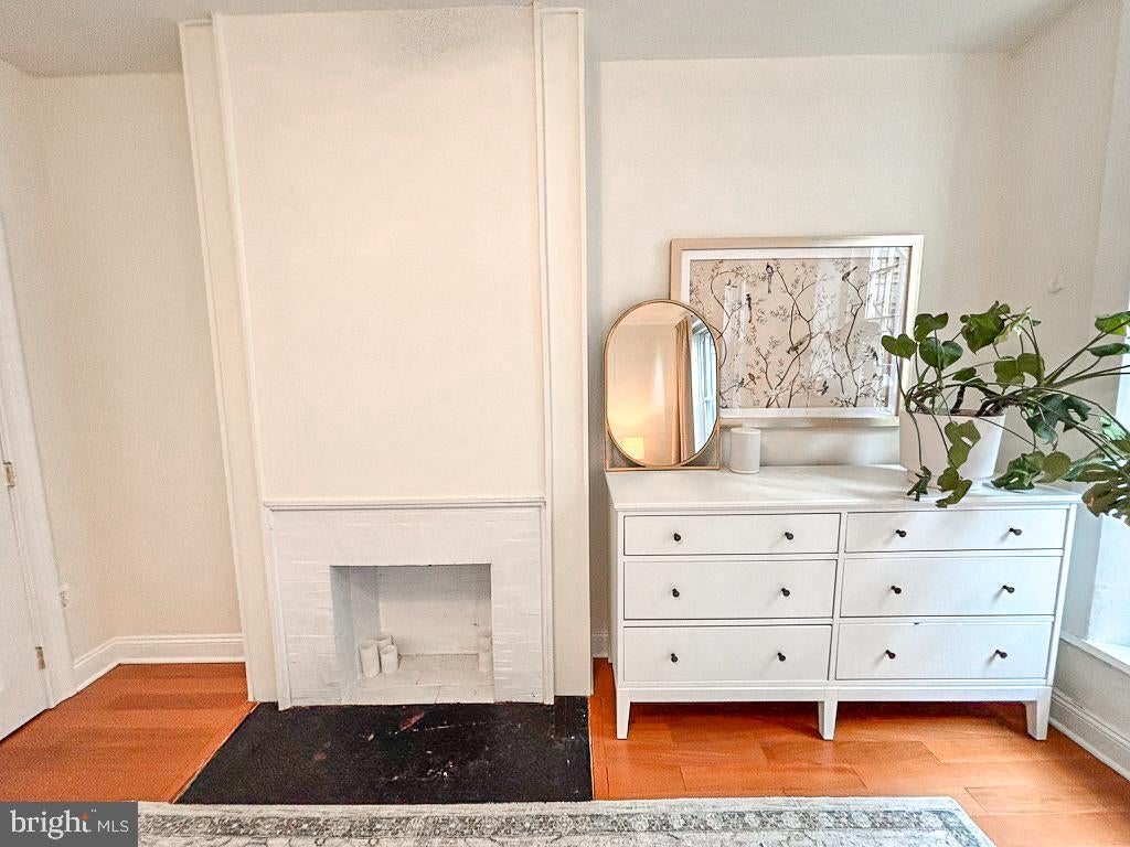 1931 SPRUCE STREET 3A