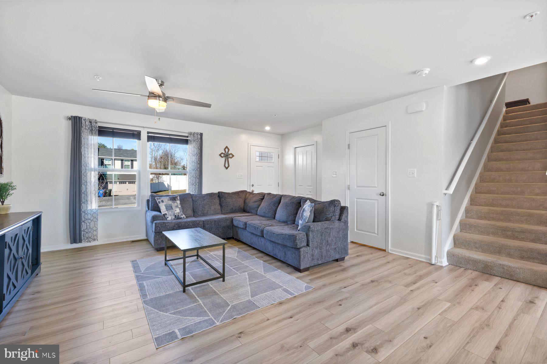 WILLOW WOODS - Residential Lease