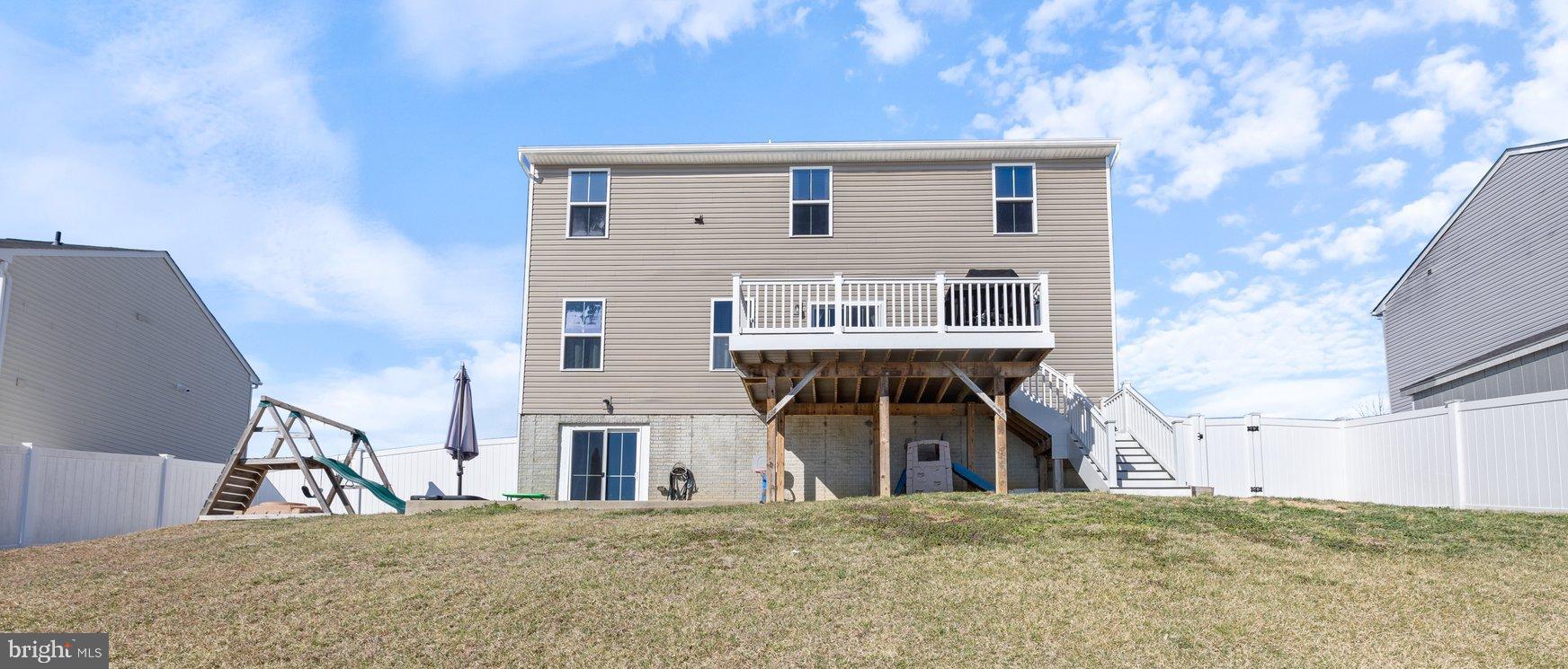 WILLOW WOODS - Residential Lease