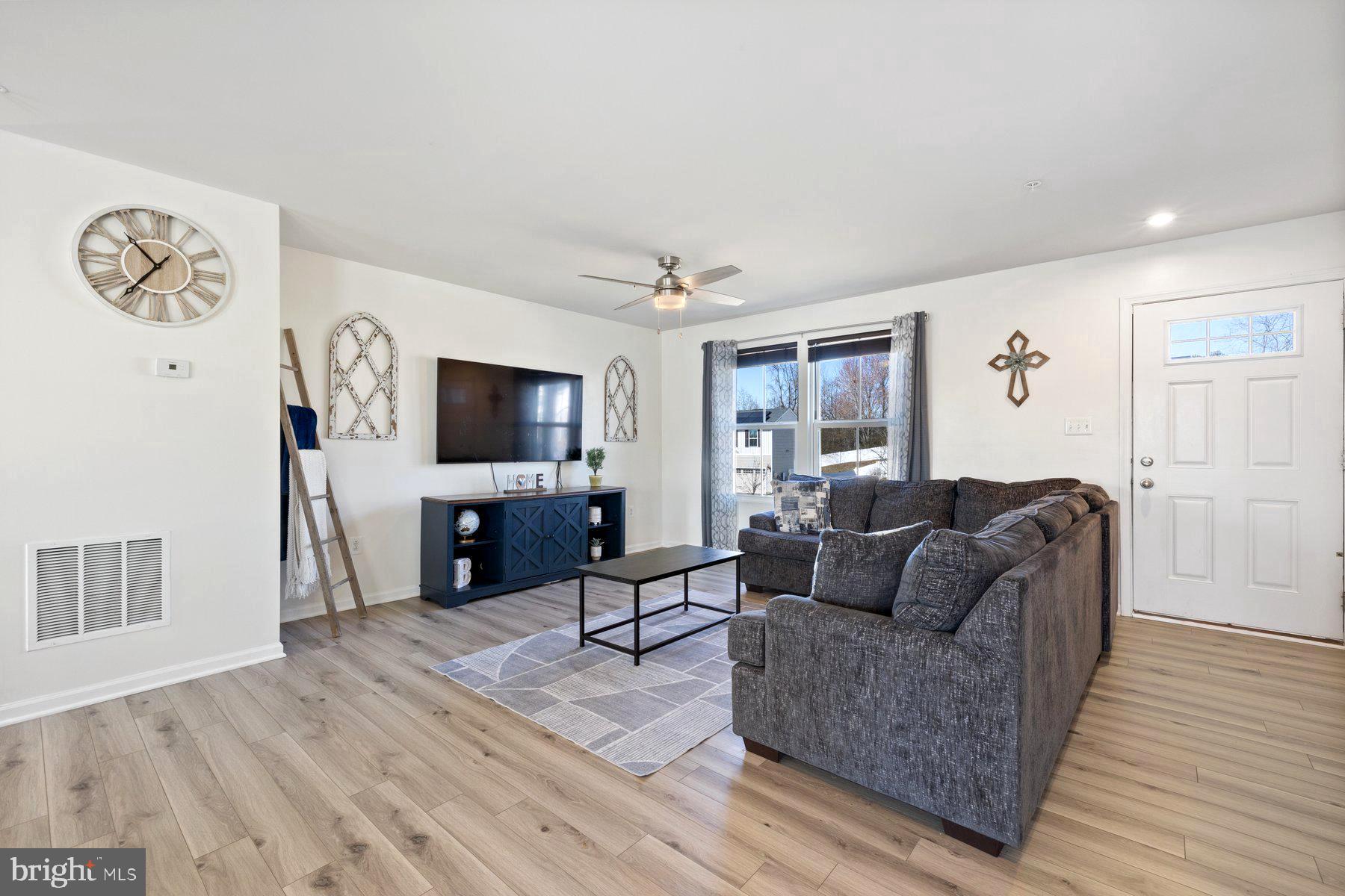 WILLOW WOODS - Residential Lease