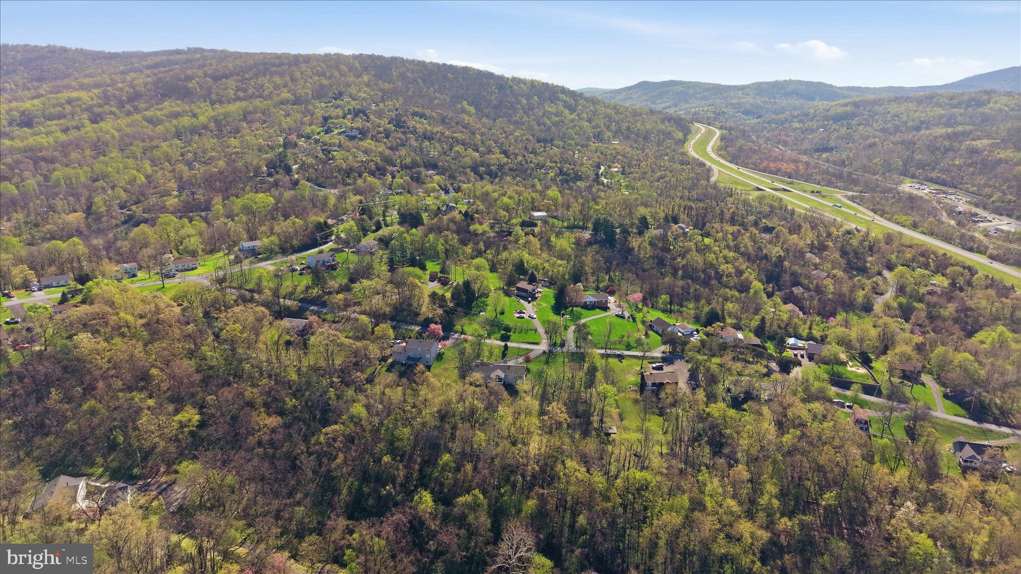 APPLE MT LAKE - Residential