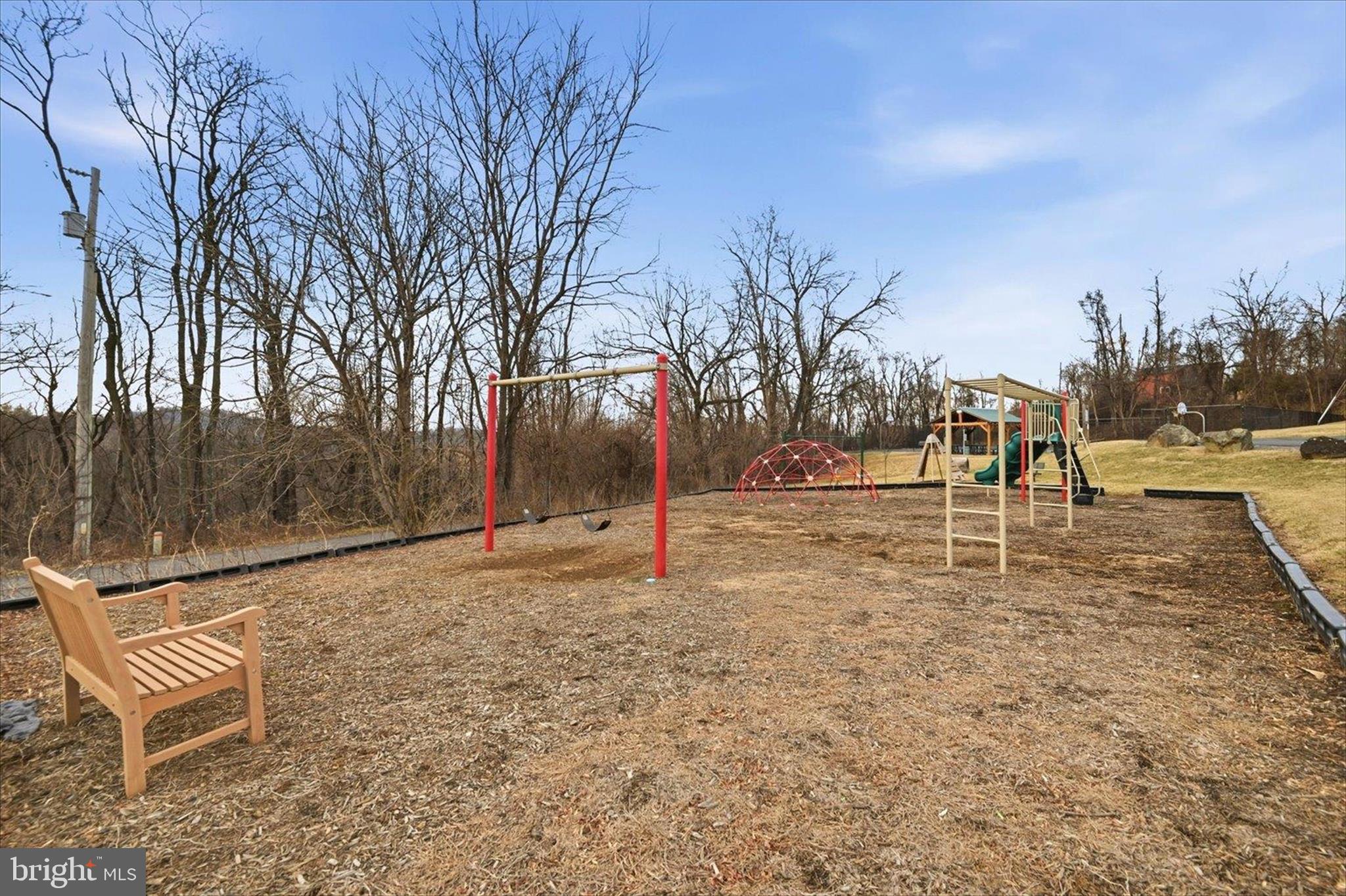 APPLE MT LAKE - Residential