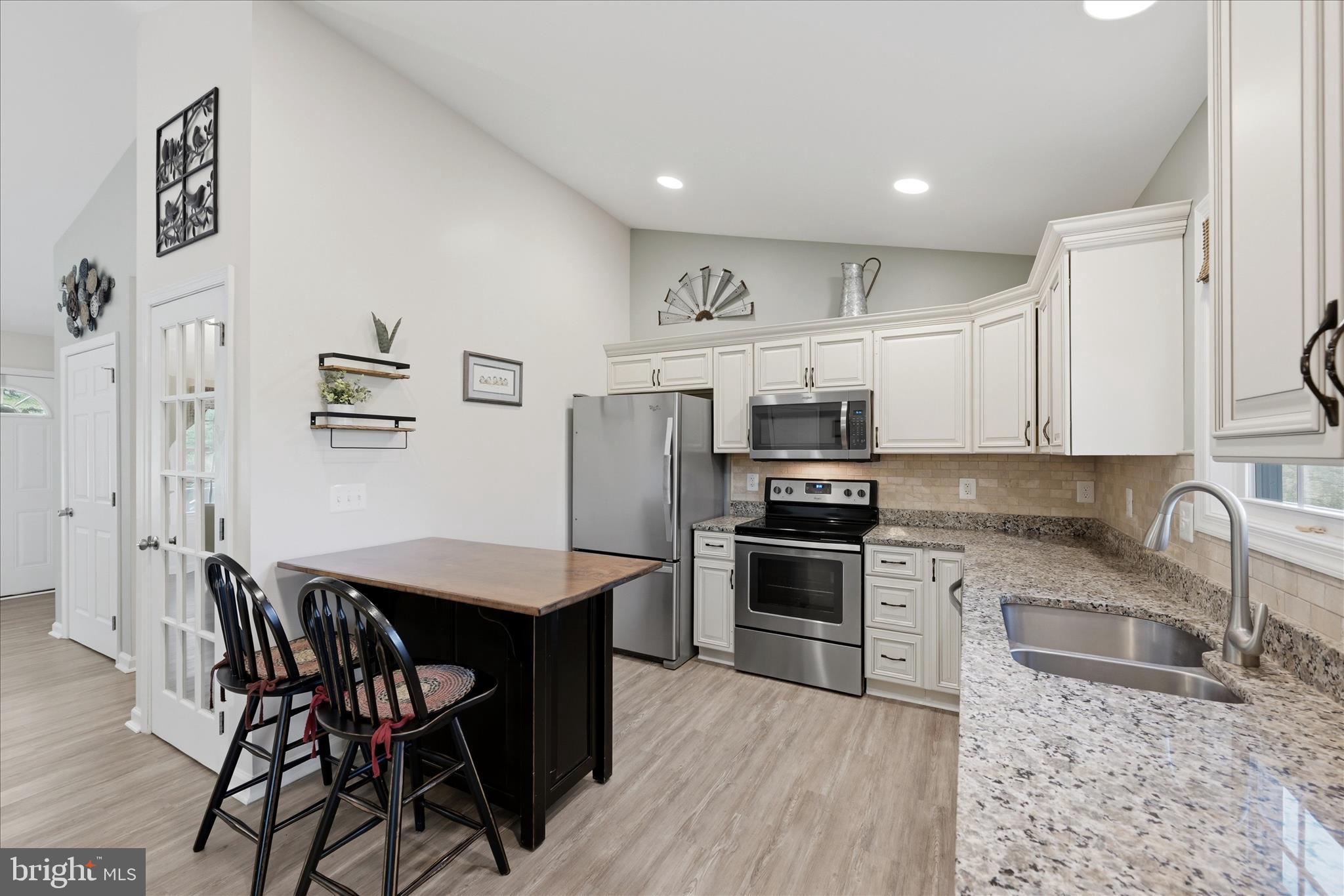 APPLE MT LAKE - Residential