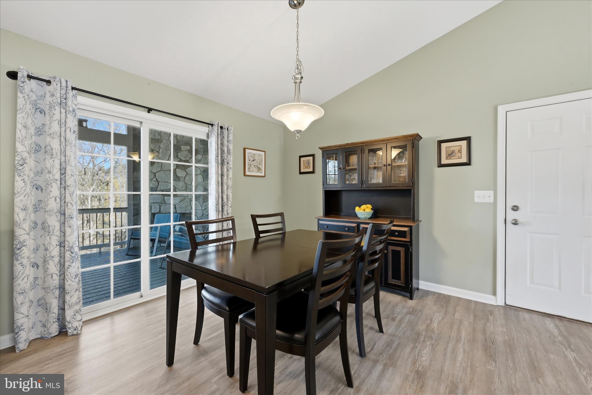 APPLE MT LAKE - Residential