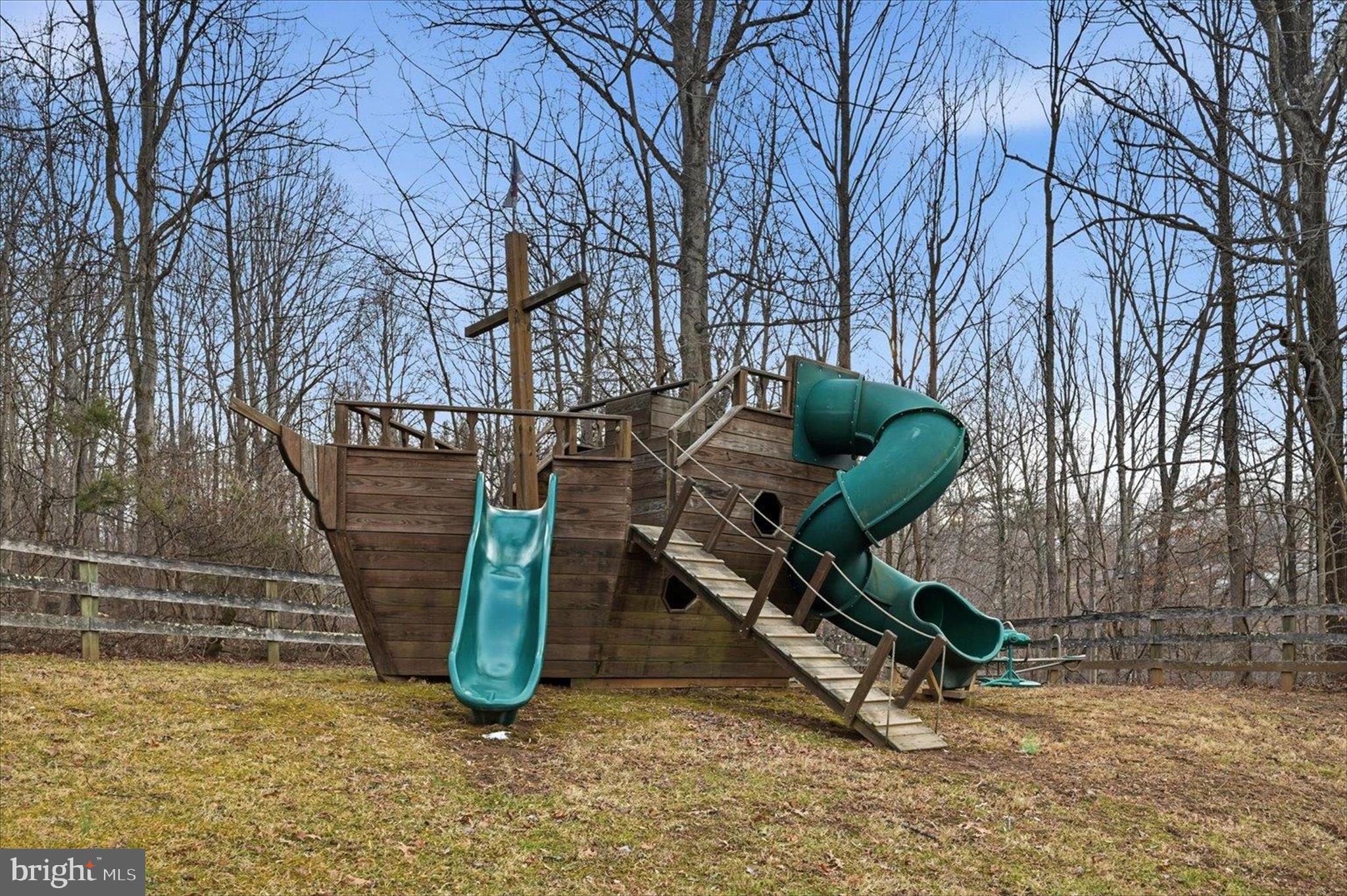 APPLE MT LAKE - Residential