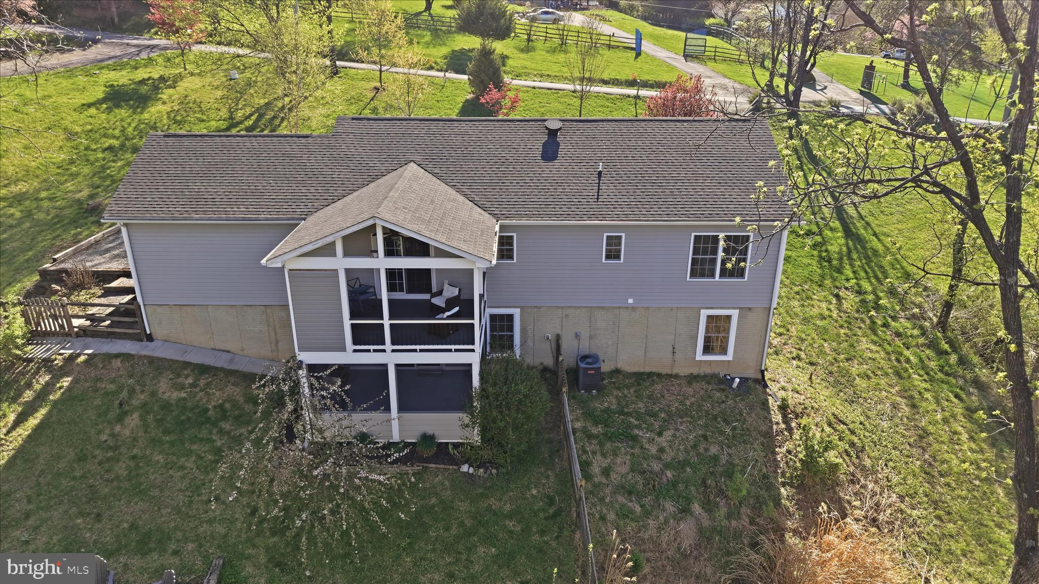 APPLE MT LAKE - Residential