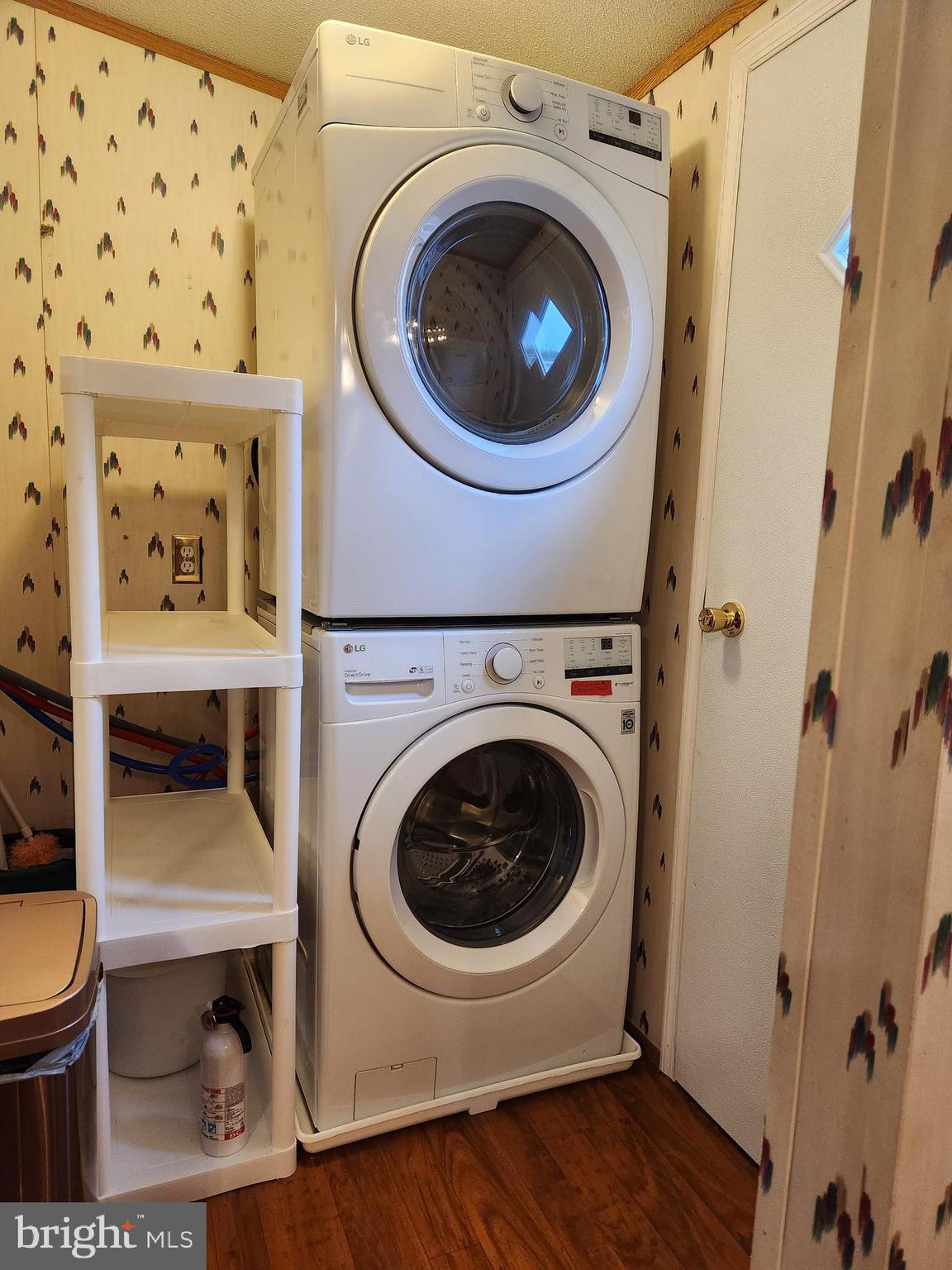 CINDY'S MOBILE HOME PARK - Residential