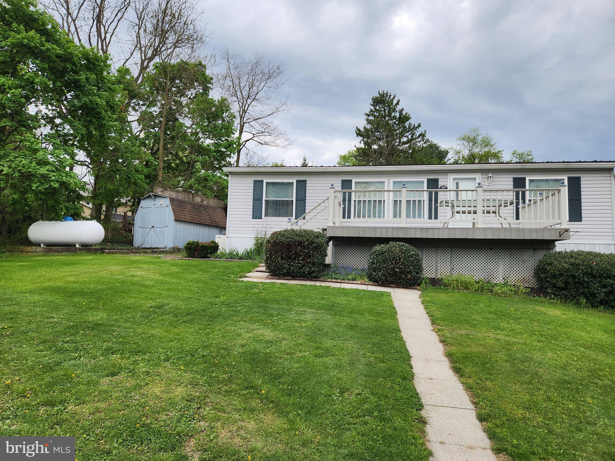 CINDY'S MOBILE HOME PARK - Residential