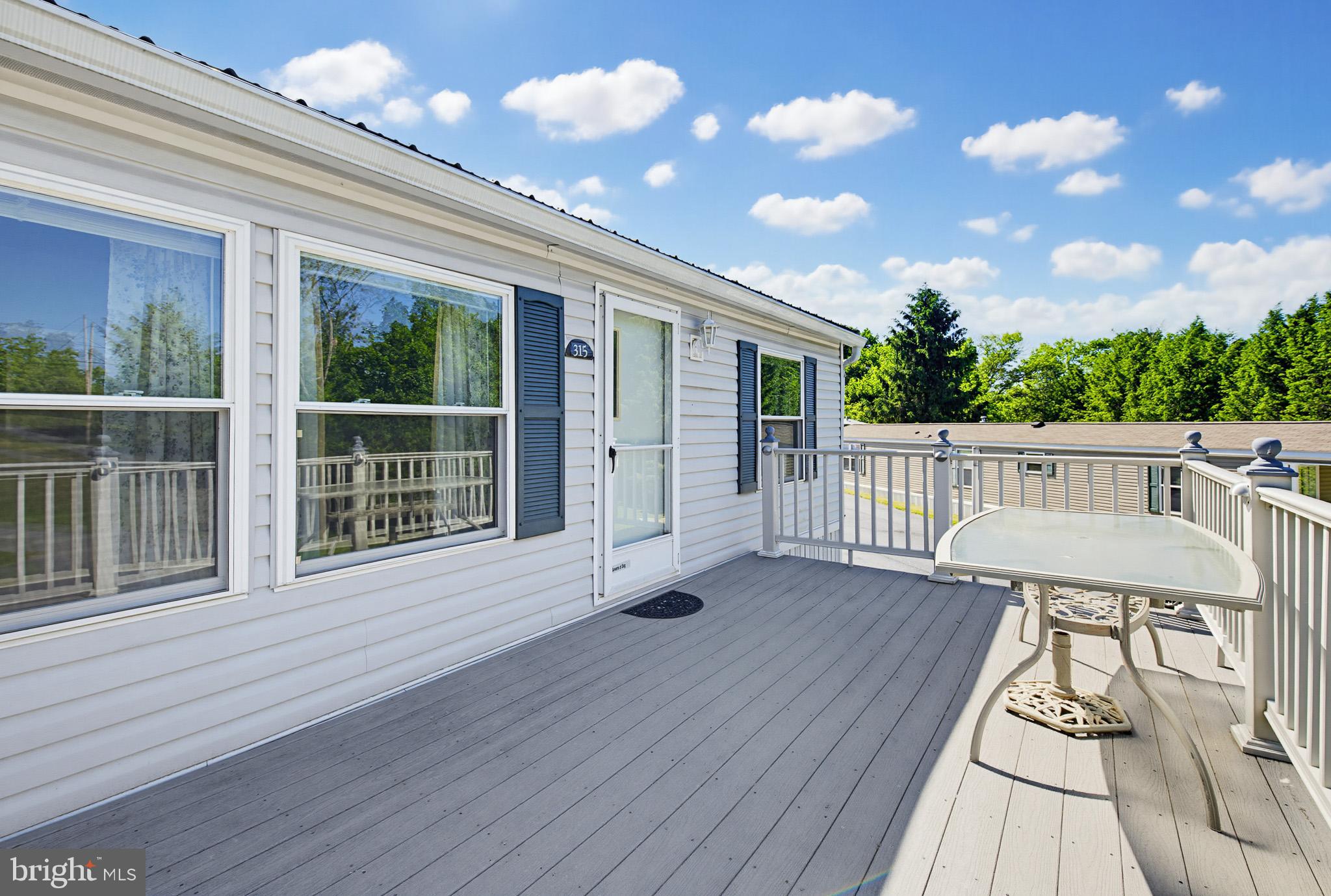 CINDY'S MOBILE HOME PARK - Residential