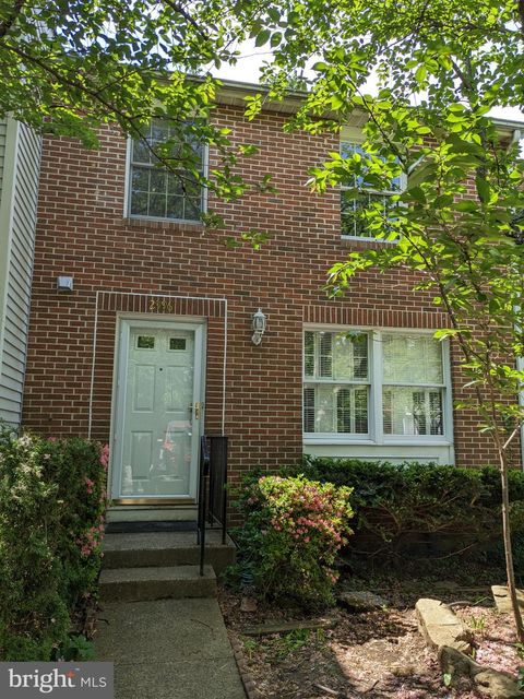 2996 PADDOCK WOOD COURT OAKTON VA 22124