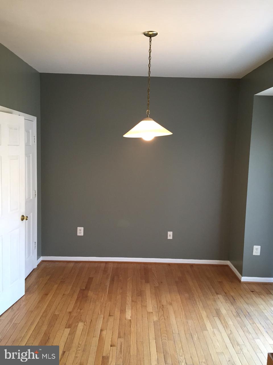 MCNAIR FARMS LANDBAY 11 - Residential Lease