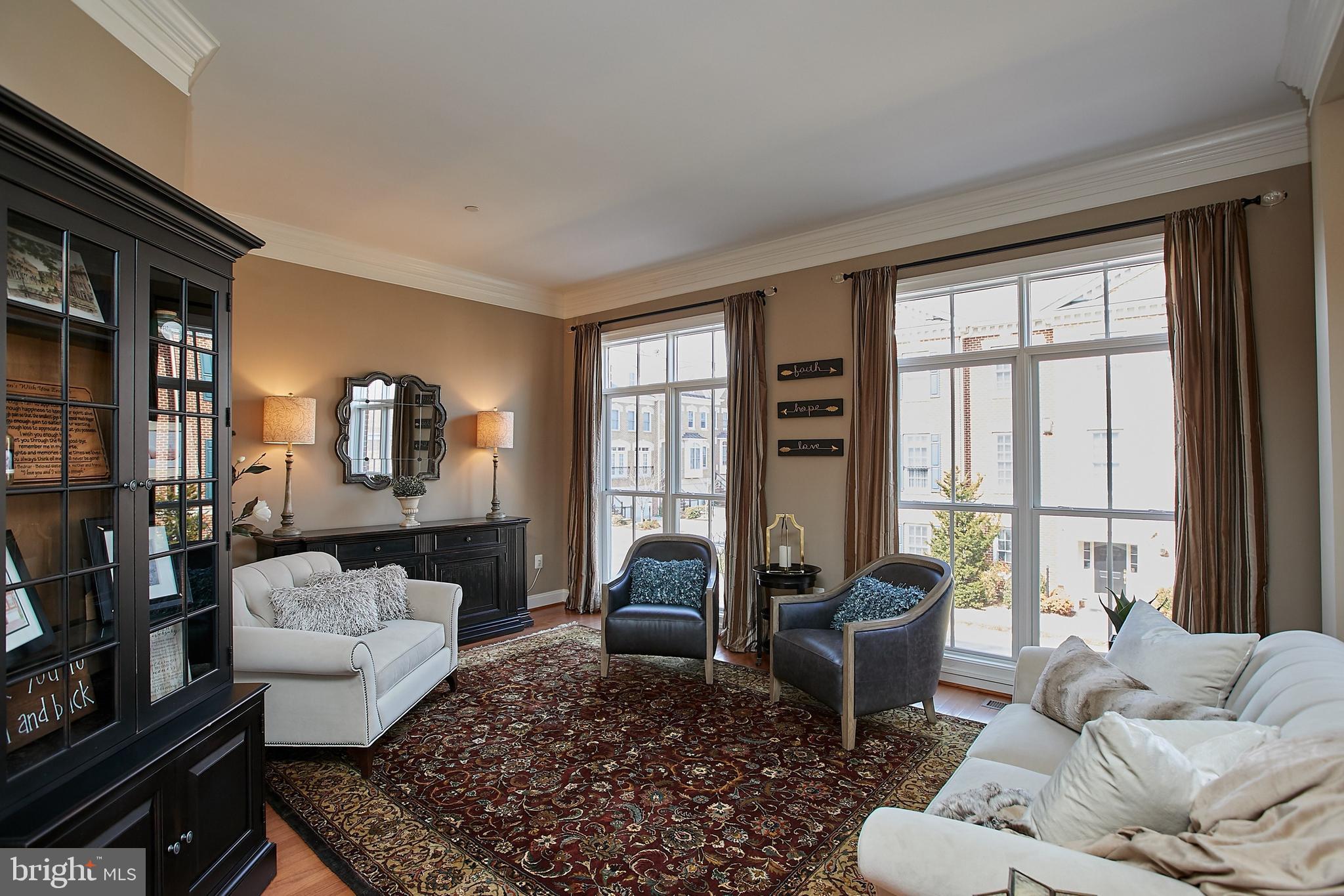 MCLEAN COVE - Residential Lease