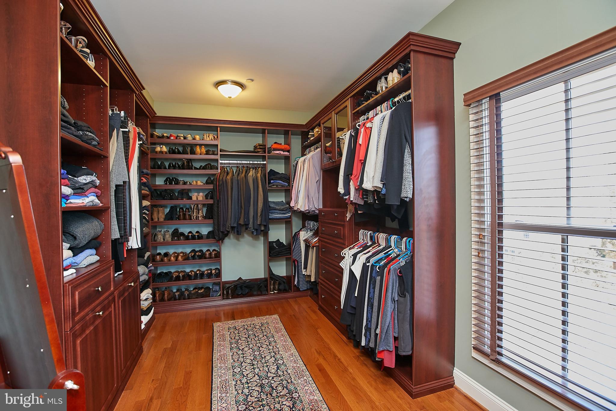 MCLEAN COVE - Residential Lease