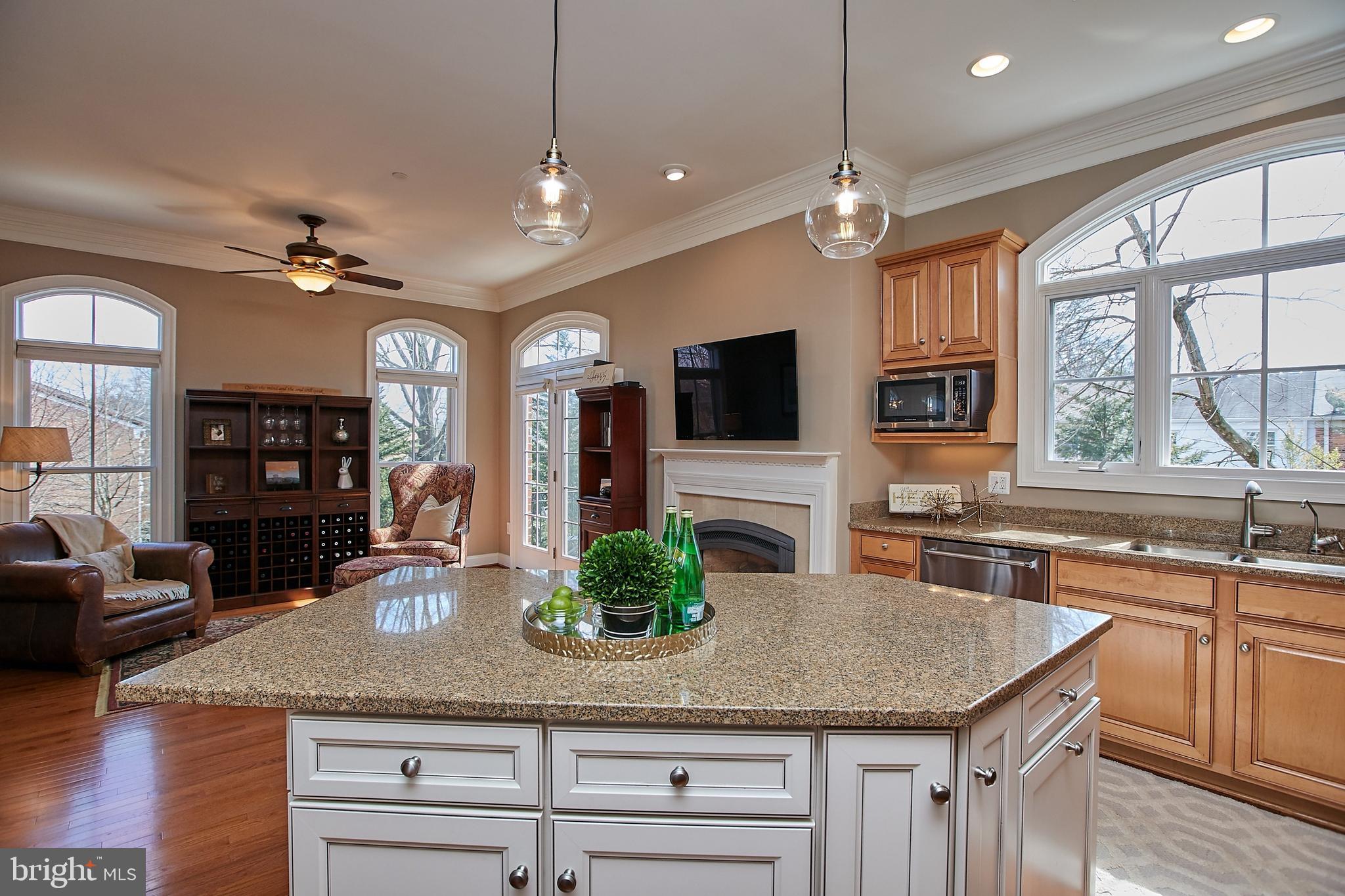 MCLEAN COVE - Residential Lease