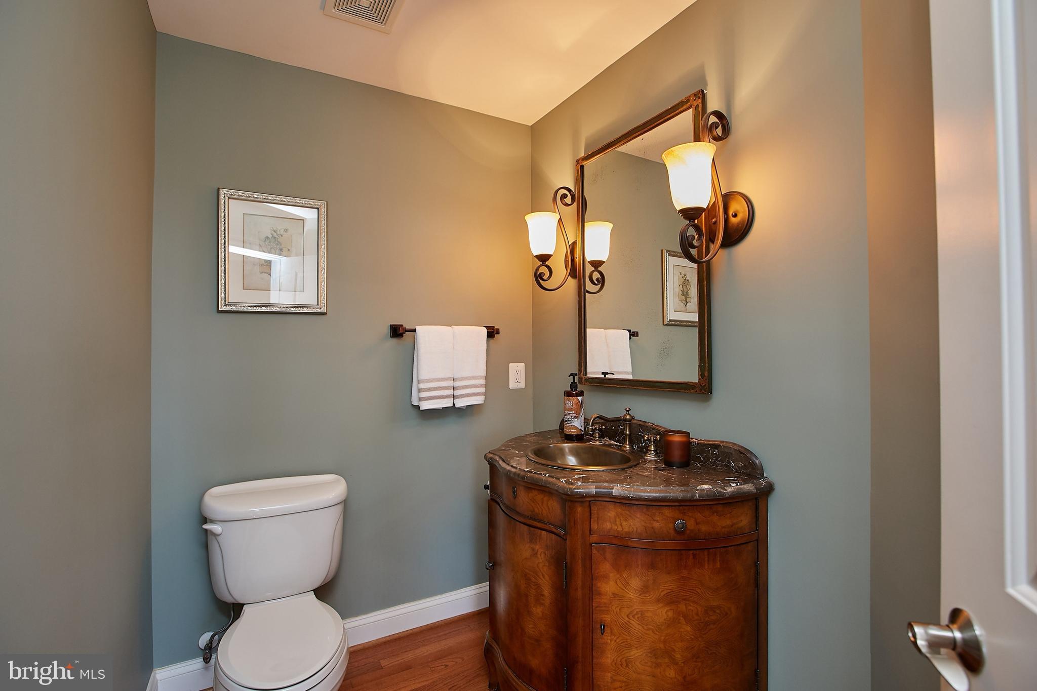 MCLEAN COVE - Residential Lease