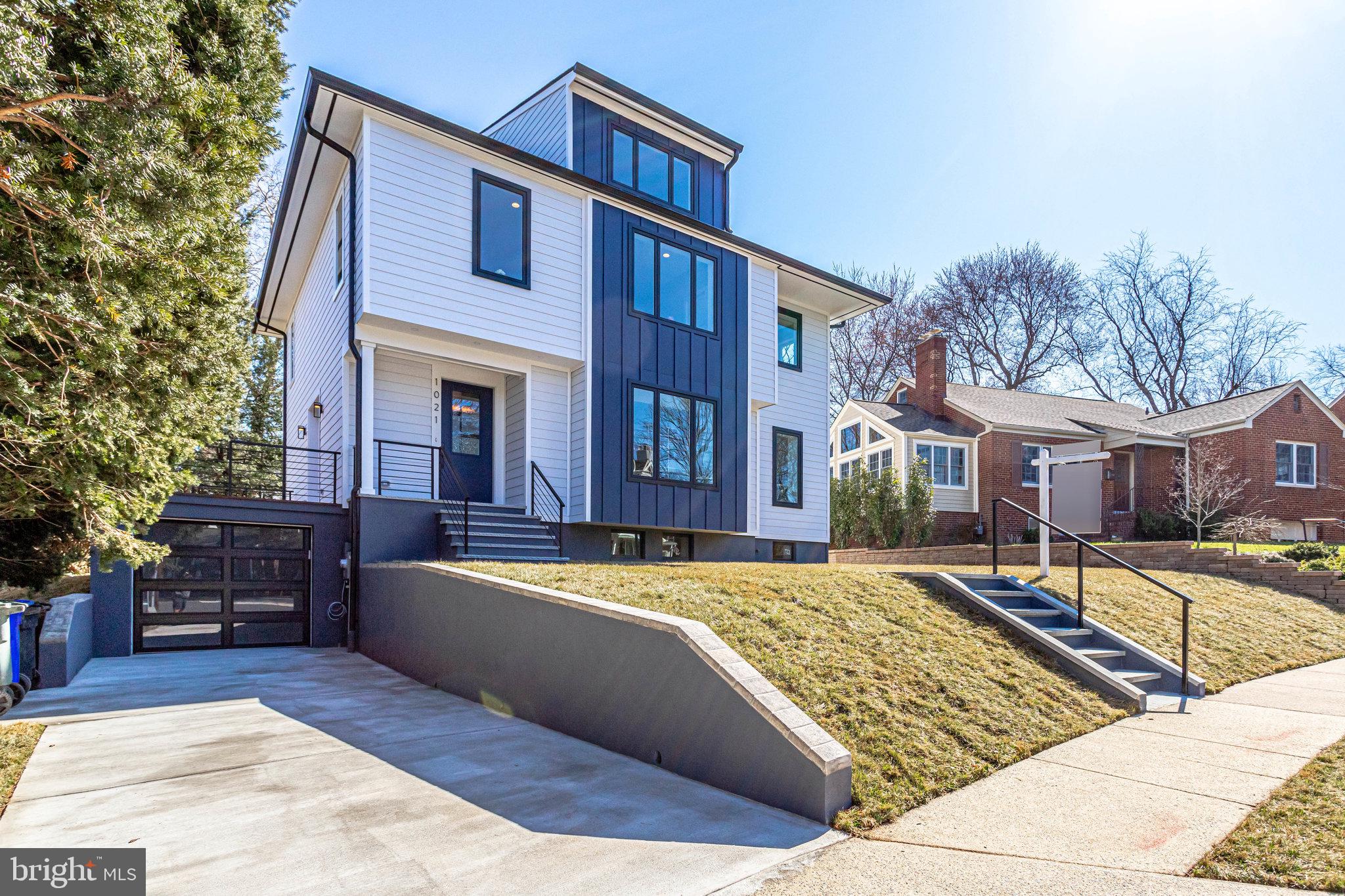 MADISON MANOR - Residential