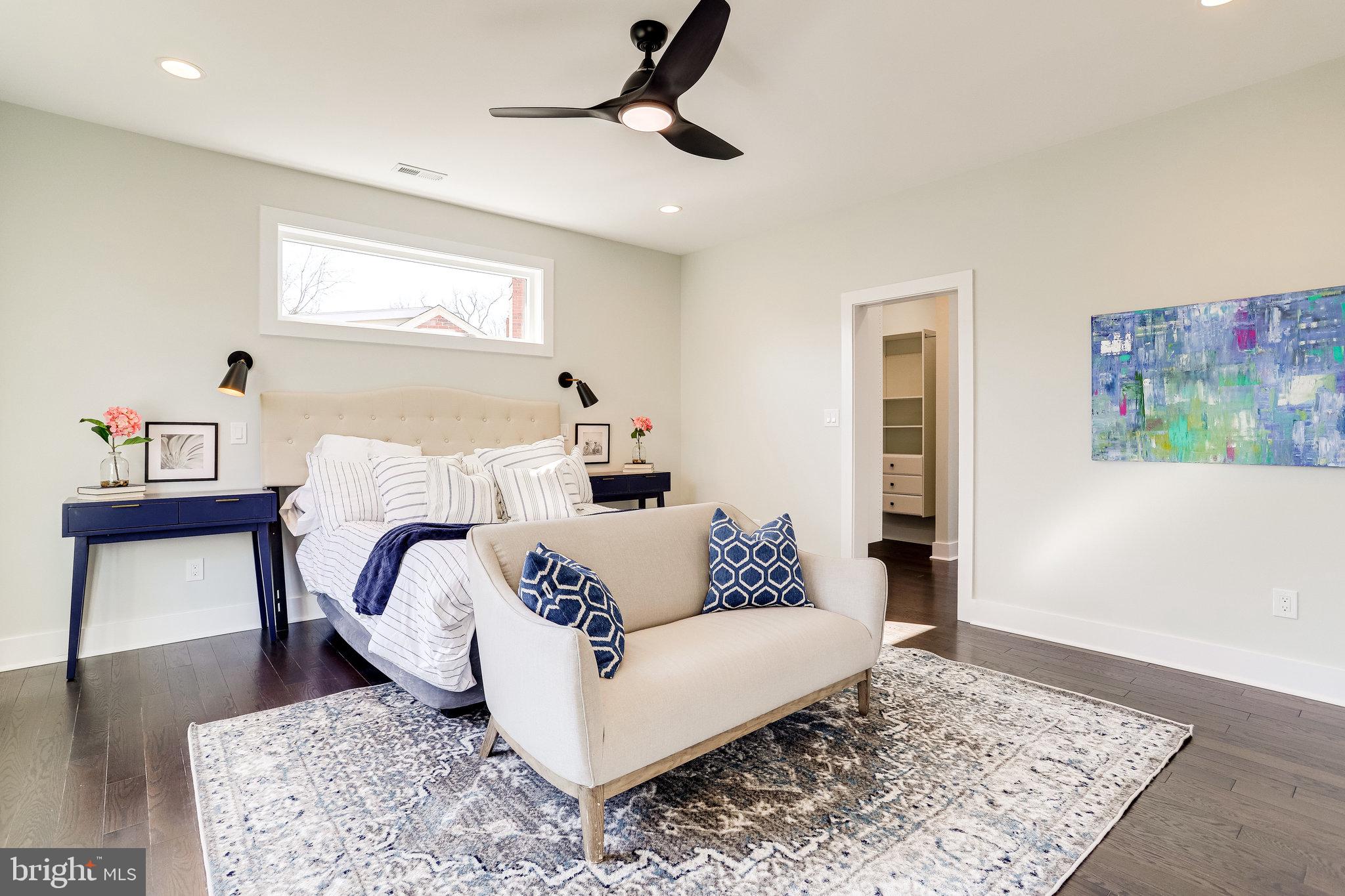 MADISON MANOR - Residential