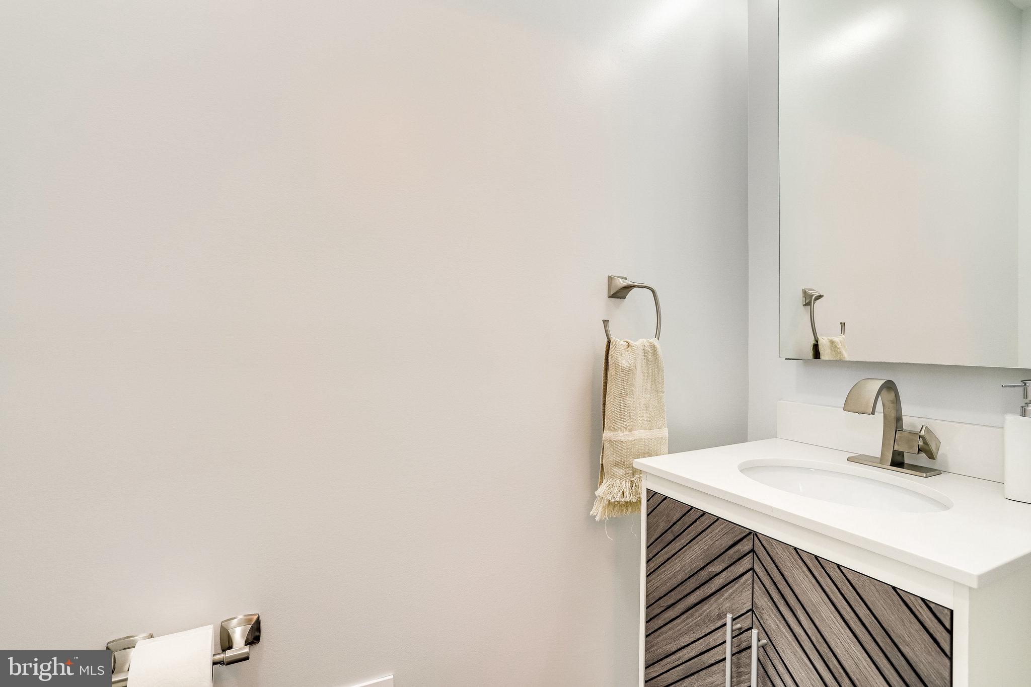 MADISON MANOR - Residential