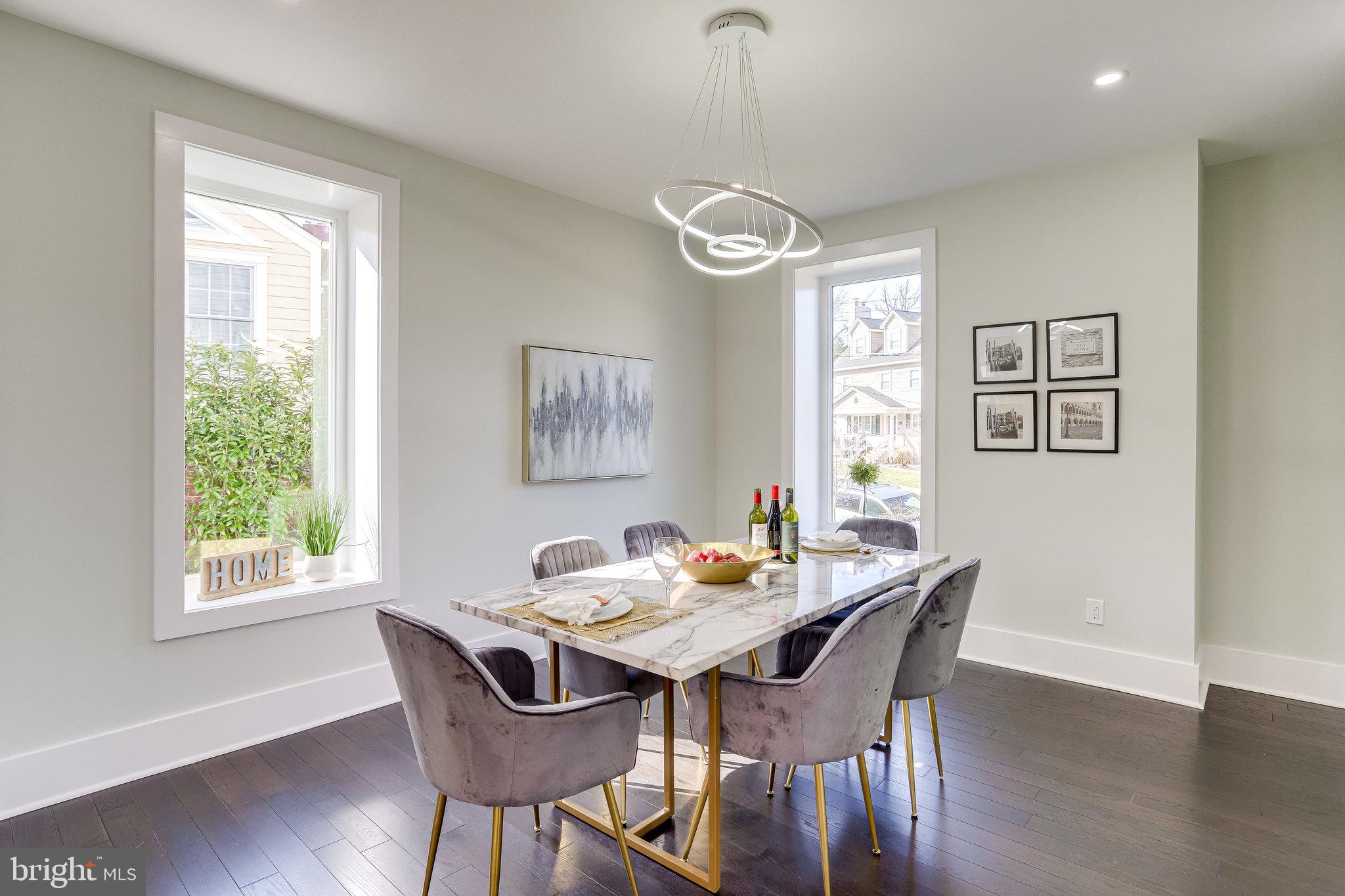 MADISON MANOR - Residential