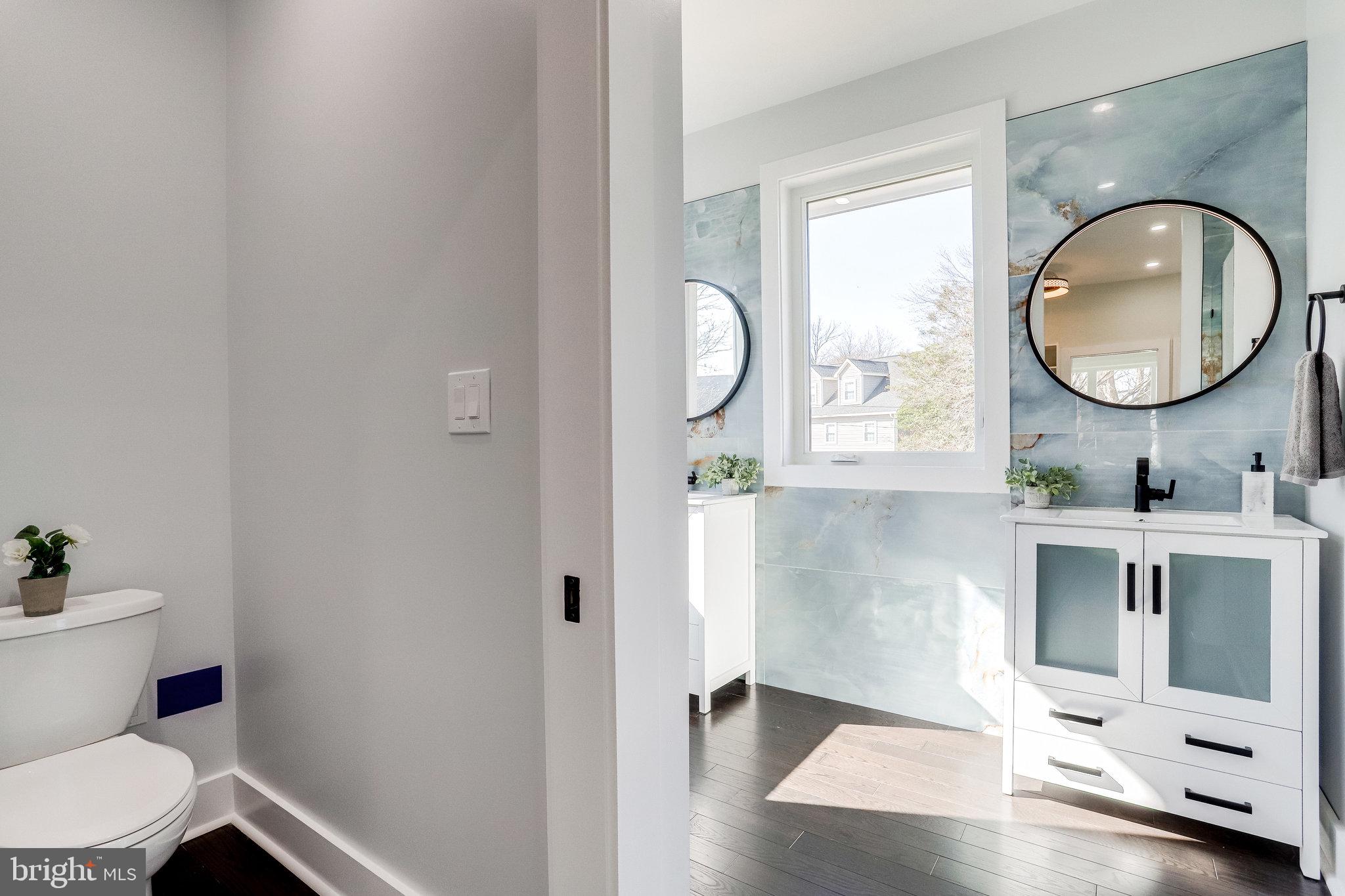 MADISON MANOR - Residential